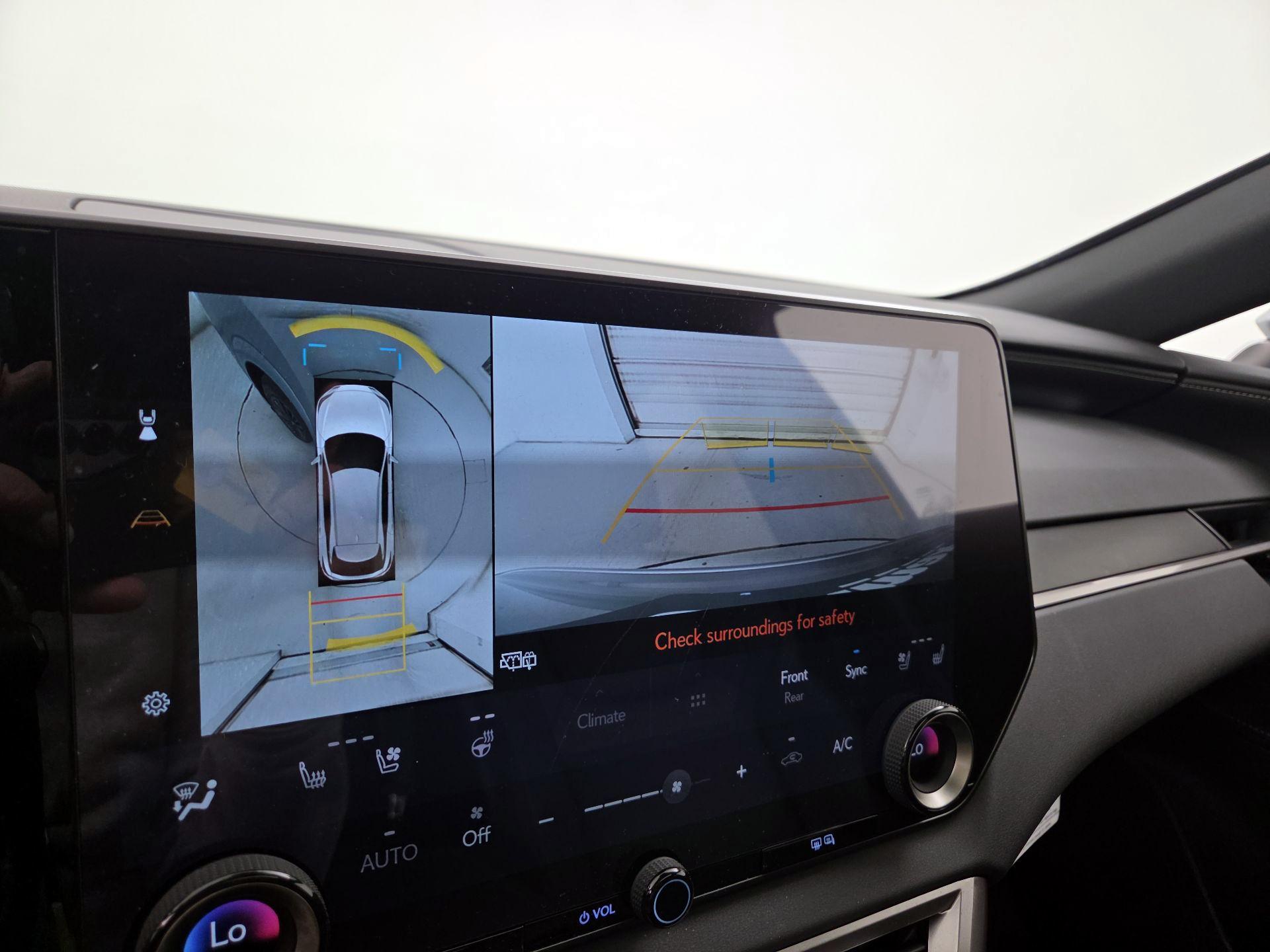 Thumbnail: 2025 Lexus RX - 15