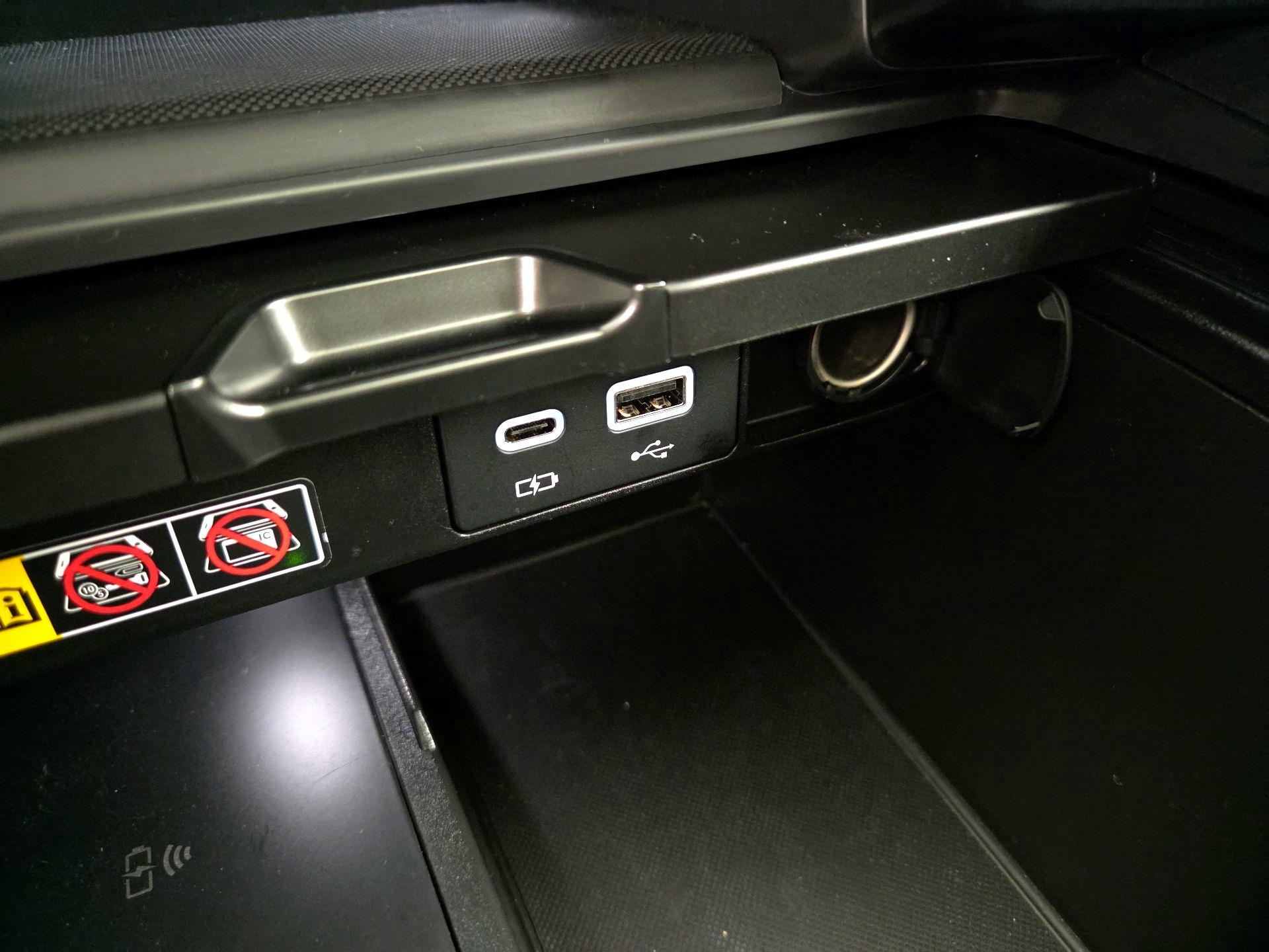 Thumbnail: 2025 Lexus RX - 19