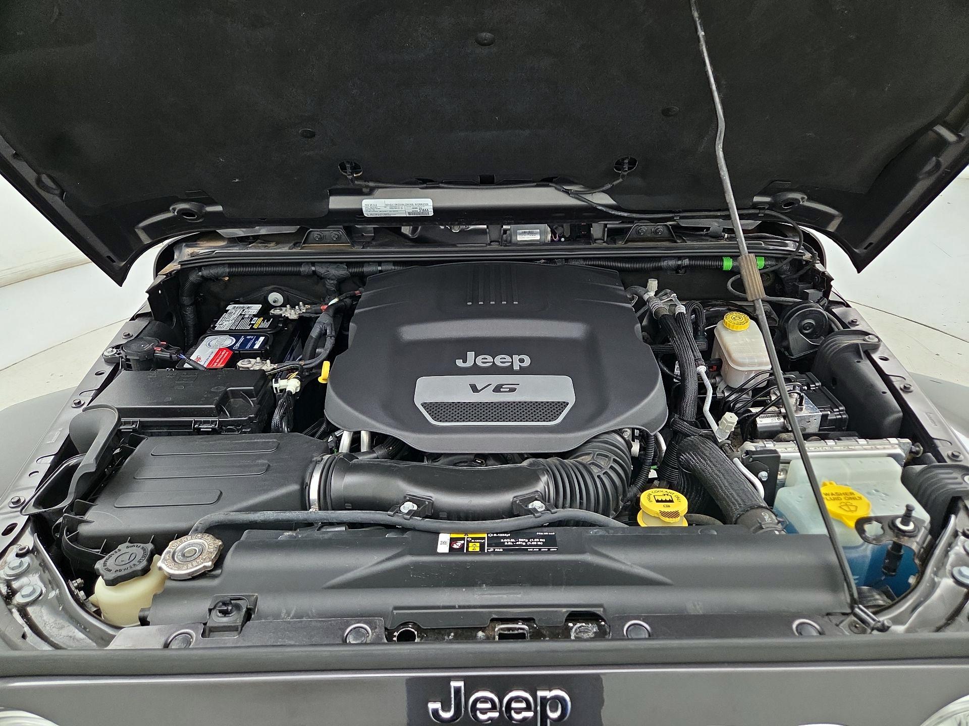 Thumbnail: 2018 Jeep Wrangler - 19