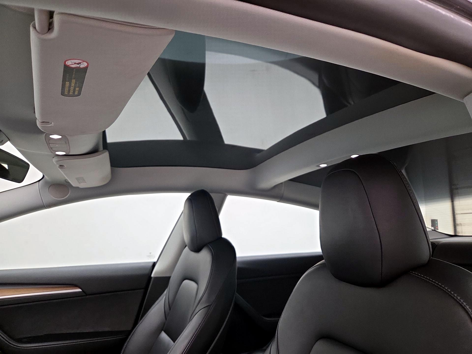 Thumbnail: 2021 Tesla Model 3 - 18