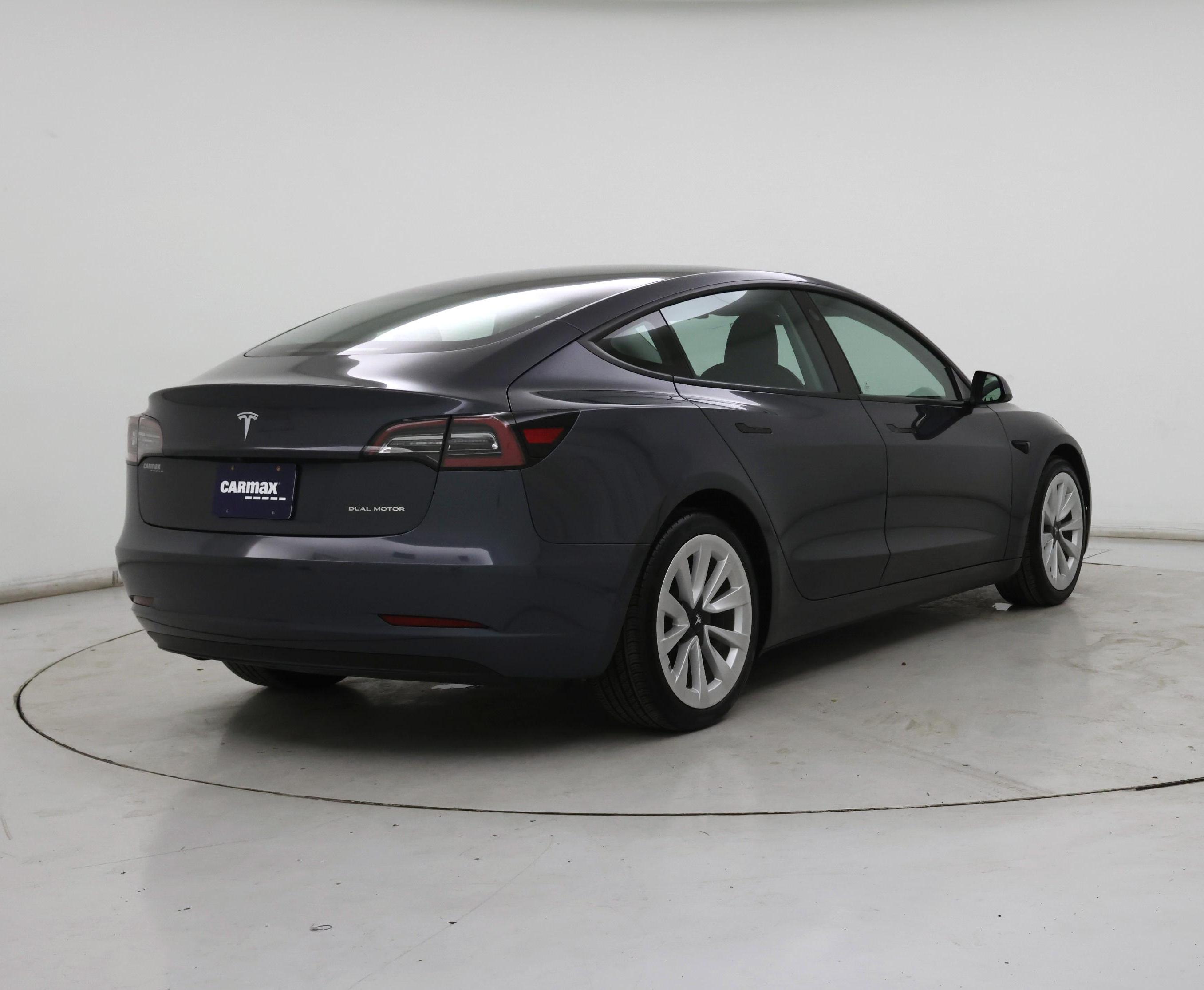 Thumbnail: 2021 Tesla Model 3 - 8