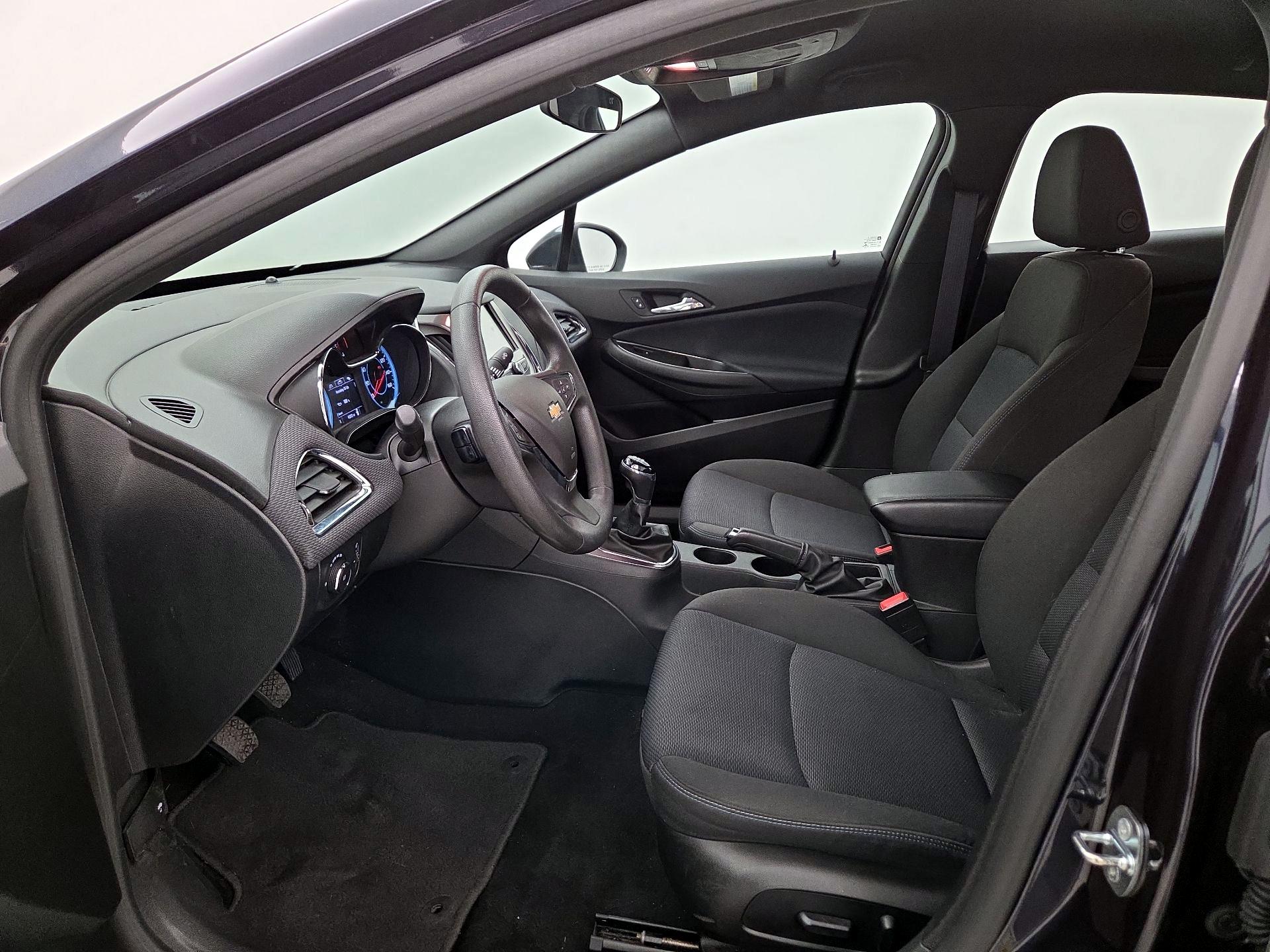 Thumbnail: 2016 Chevrolet Cruze - 11