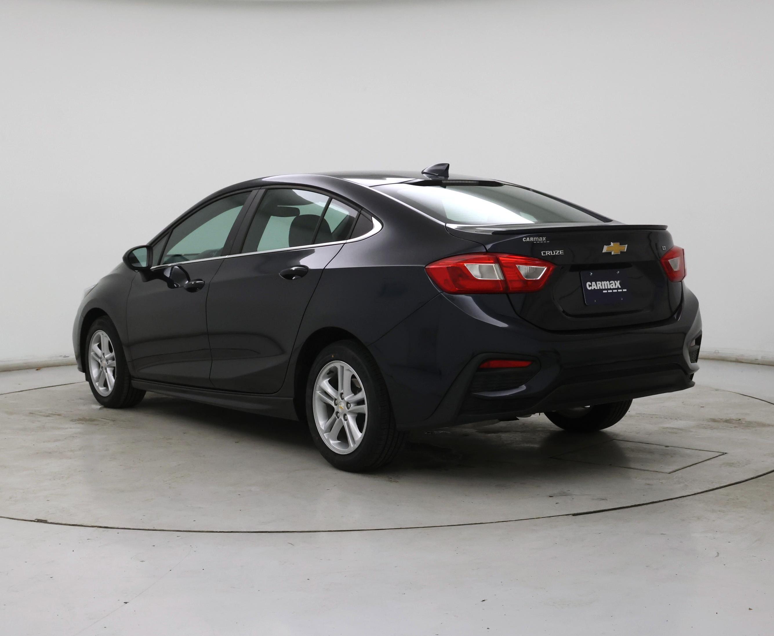 Thumbnail: 2016 Chevrolet Cruze - 2