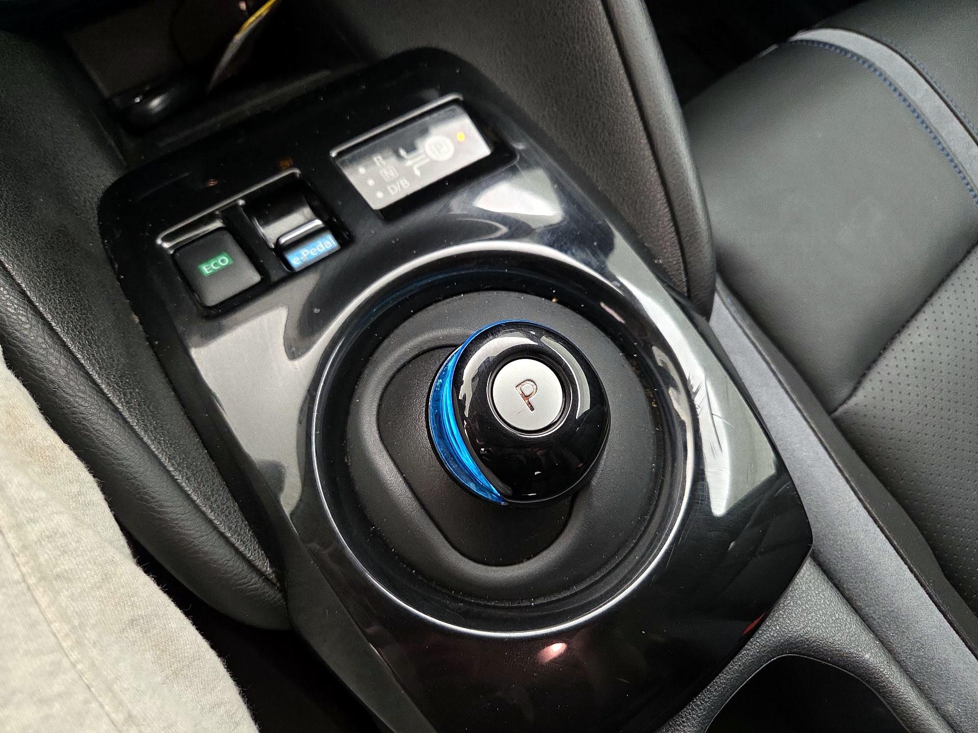 Thumbnail: 2020 Nissan Leaf - 18