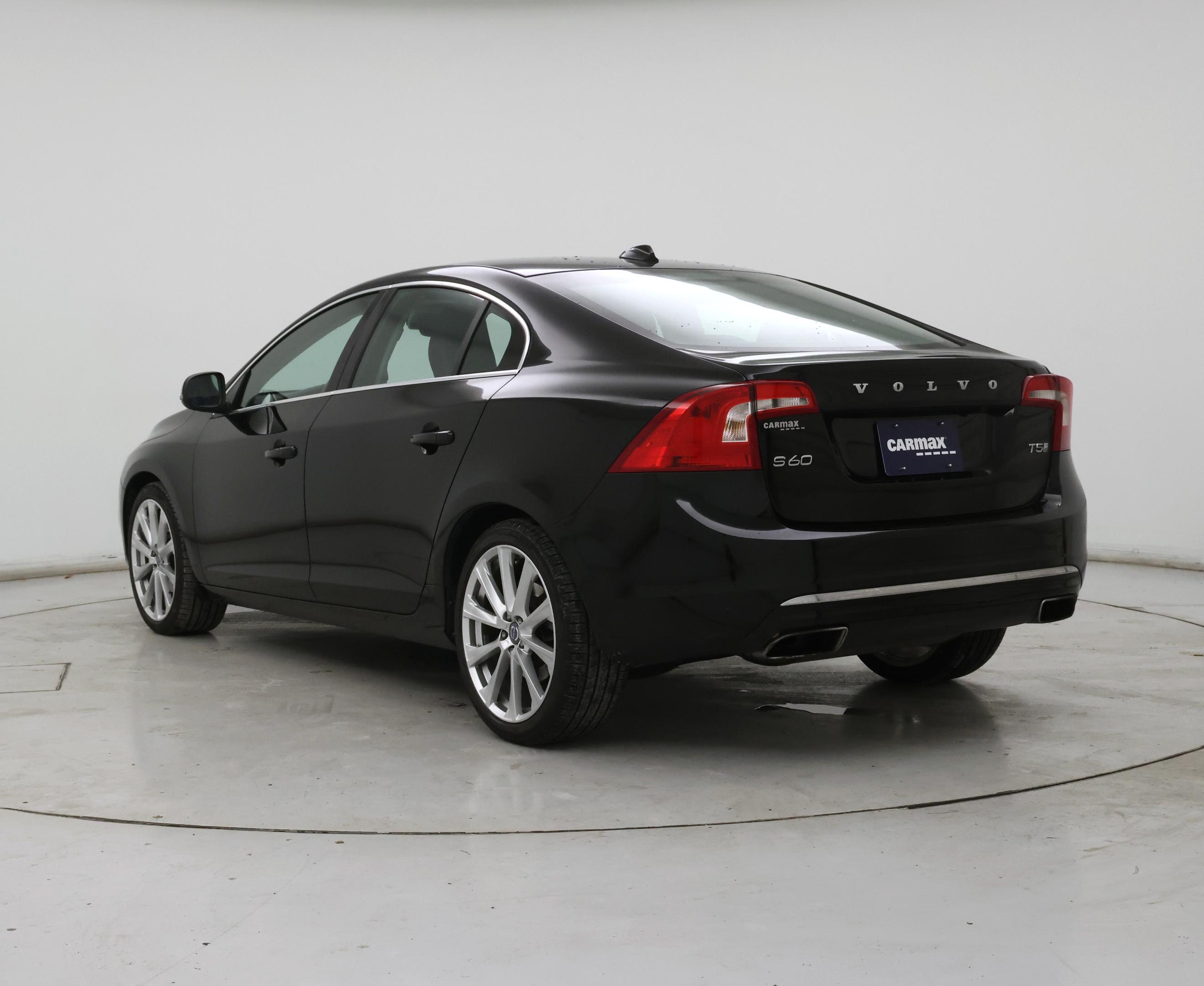 Thumbnail: 2016 Volvo S60 - 2