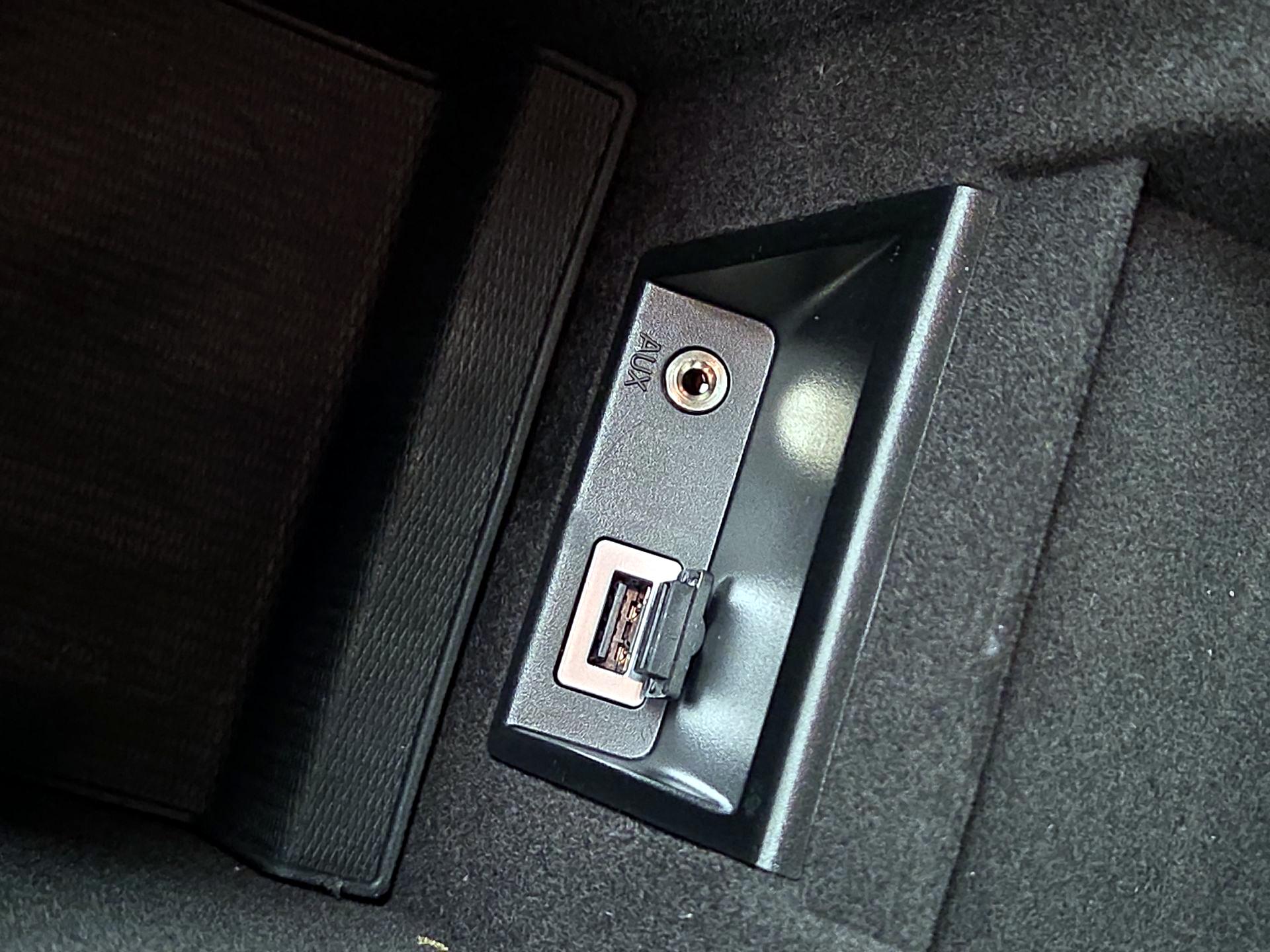 Thumbnail: 2016 Volvo S60 - 19