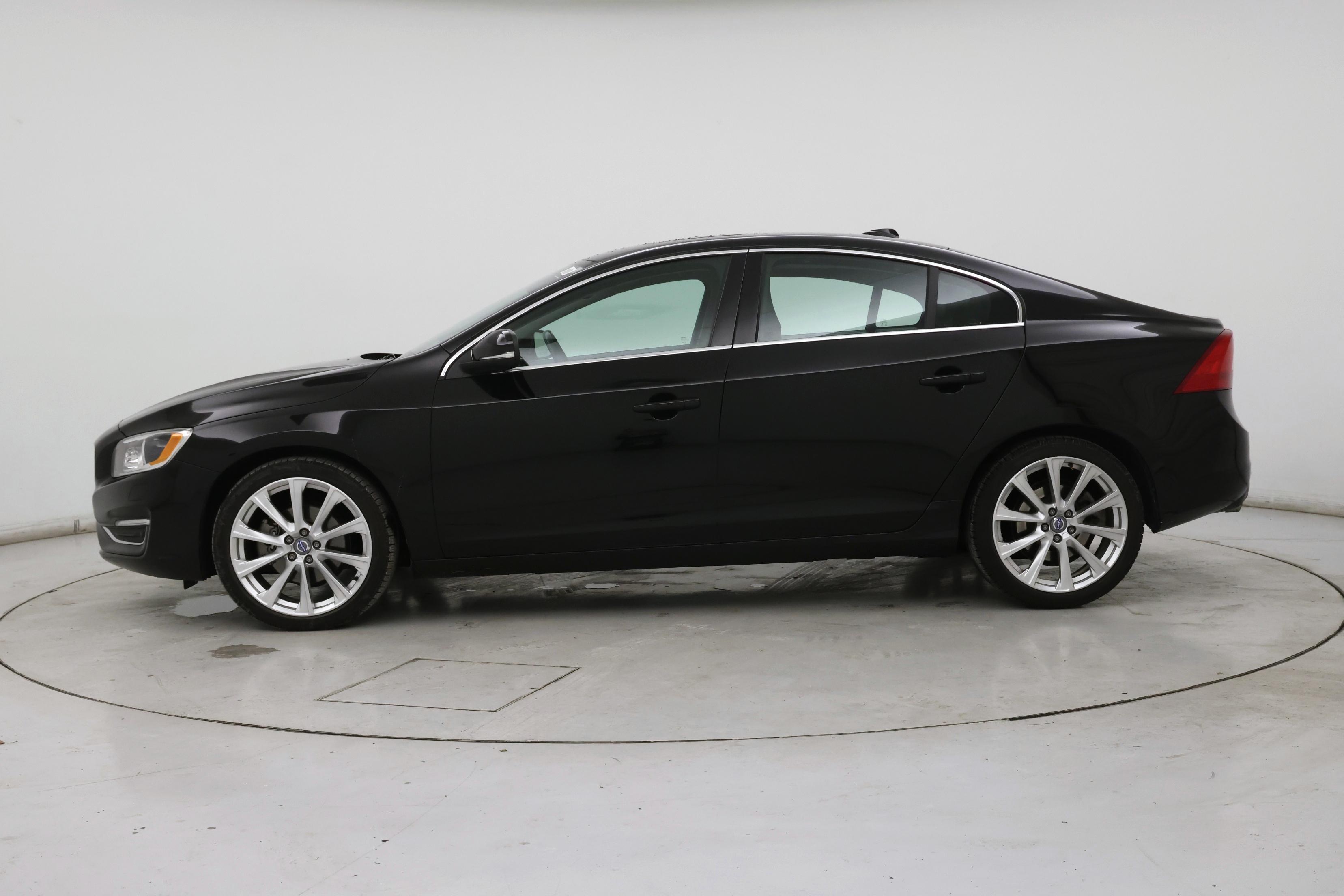 Thumbnail: 2016 Volvo S60 - 3