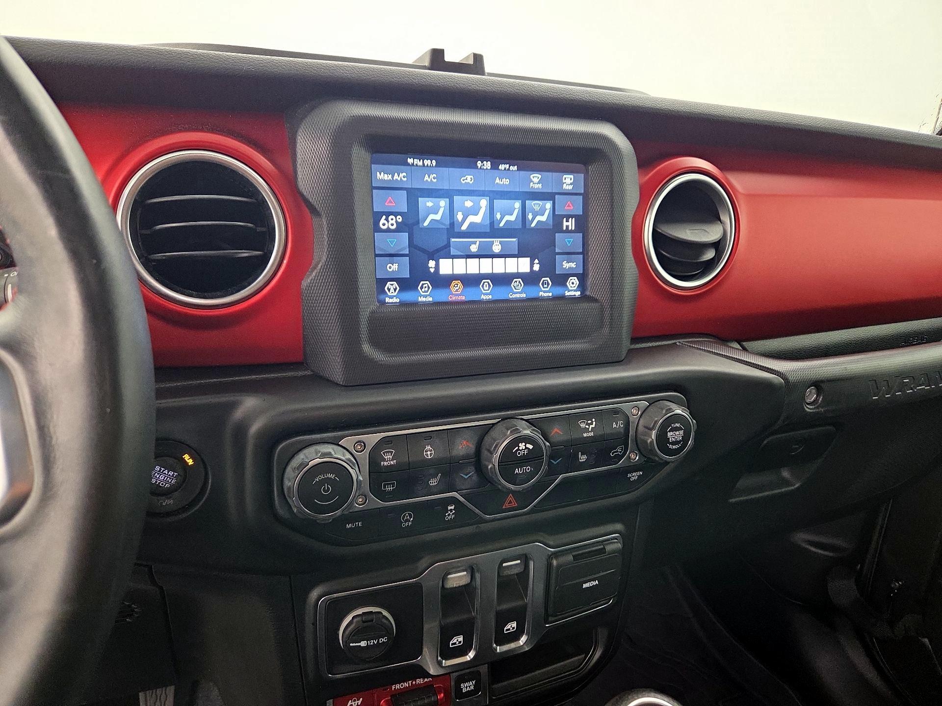 Thumbnail: 2020 Jeep Wrangler - 16