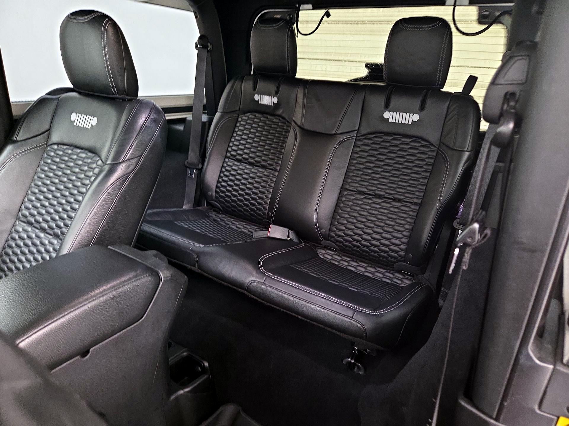 Thumbnail: 2020 Jeep Wrangler - 19