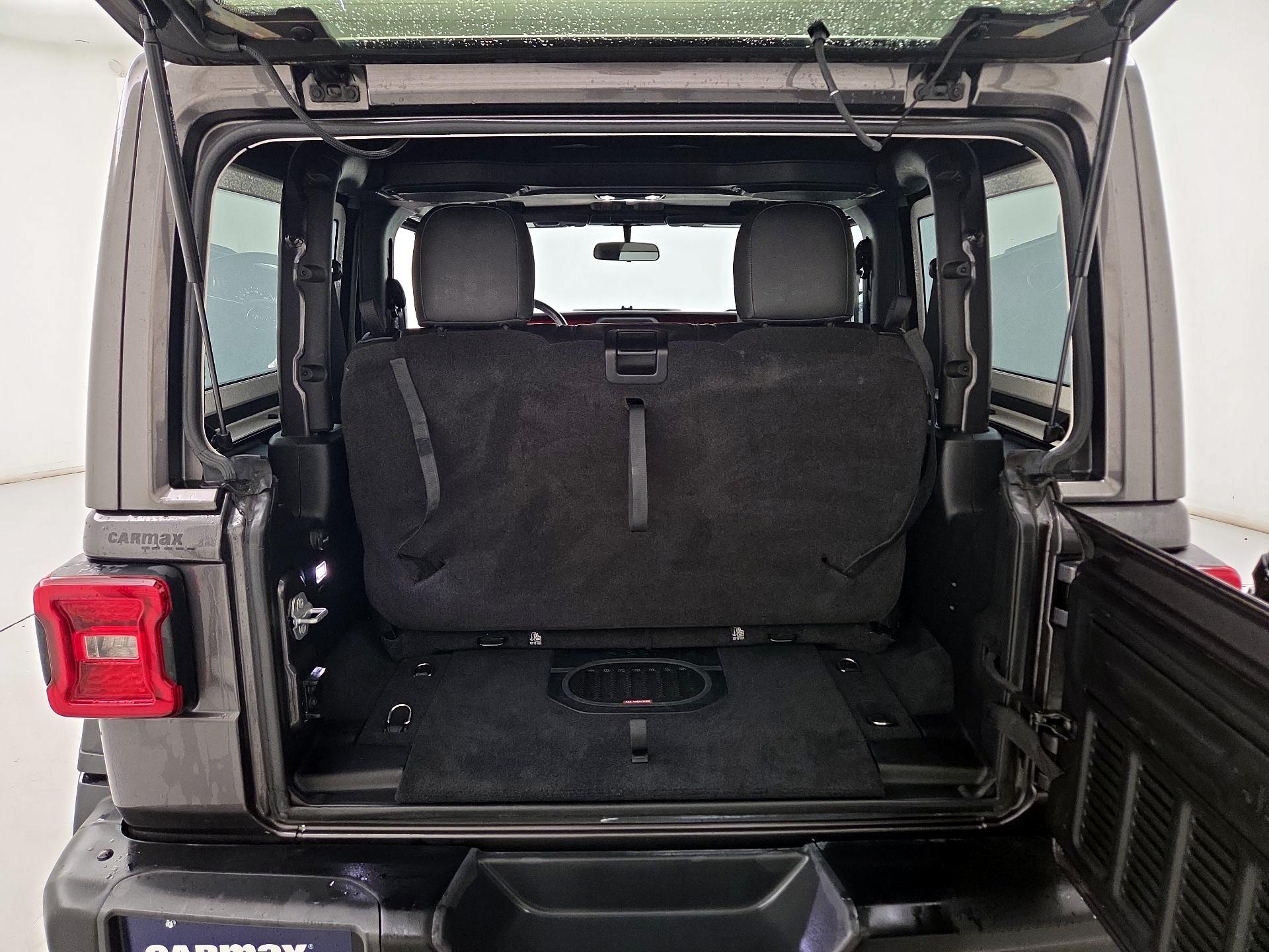 Thumbnail: 2020 Jeep Wrangler - 20