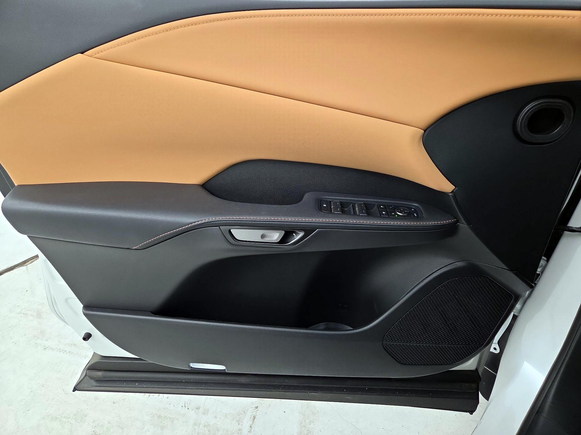 Thumbnail: 2024 Lexus RX - 12