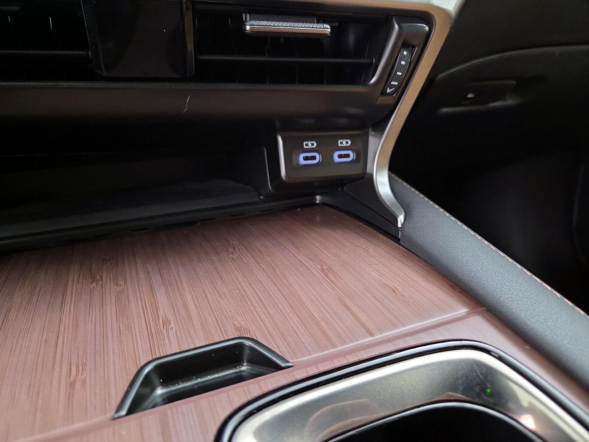 Thumbnail: 2024 Lexus RX - 18