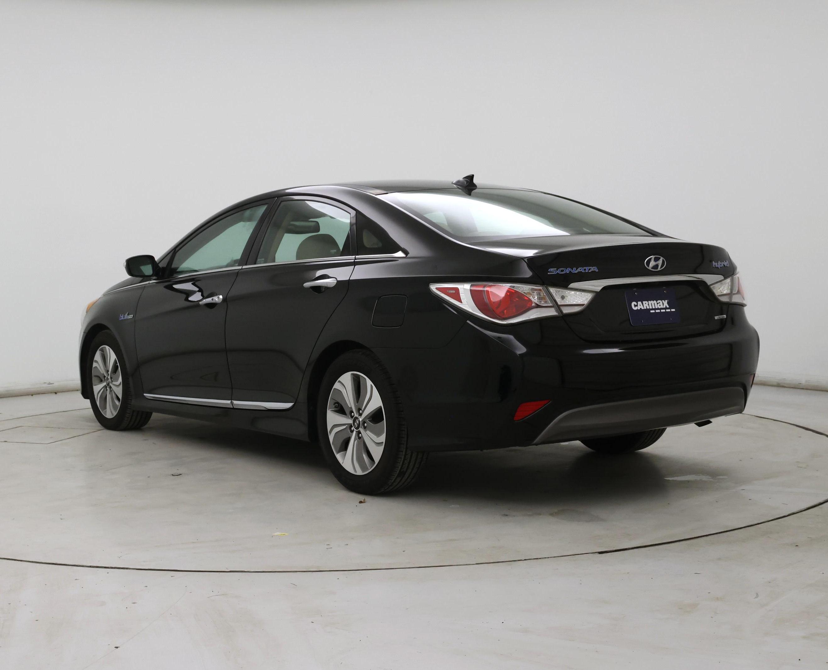 Thumbnail: 2015 Hyundai Sonata - 2
