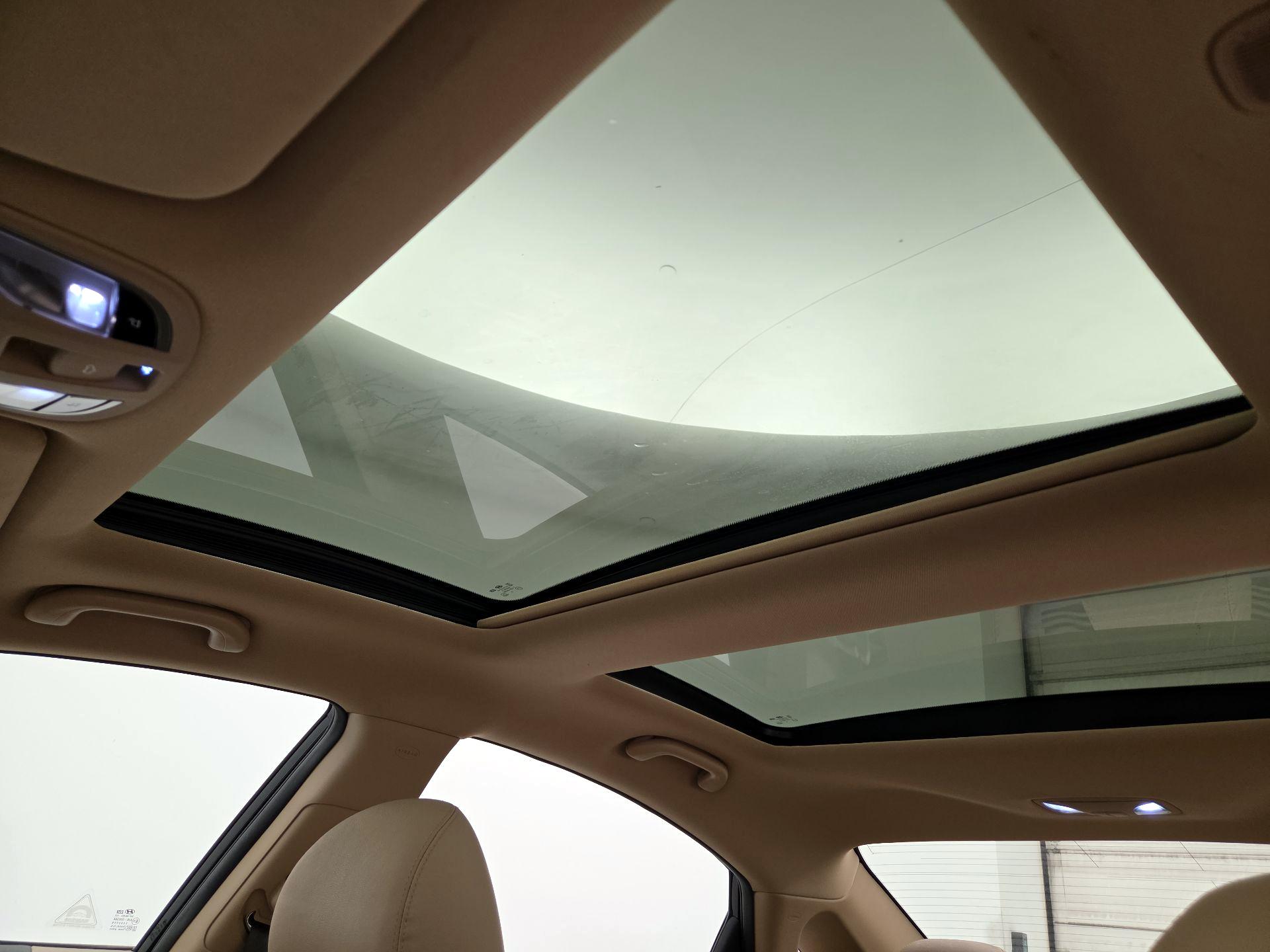 Thumbnail: 2015 Hyundai Sonata - 19