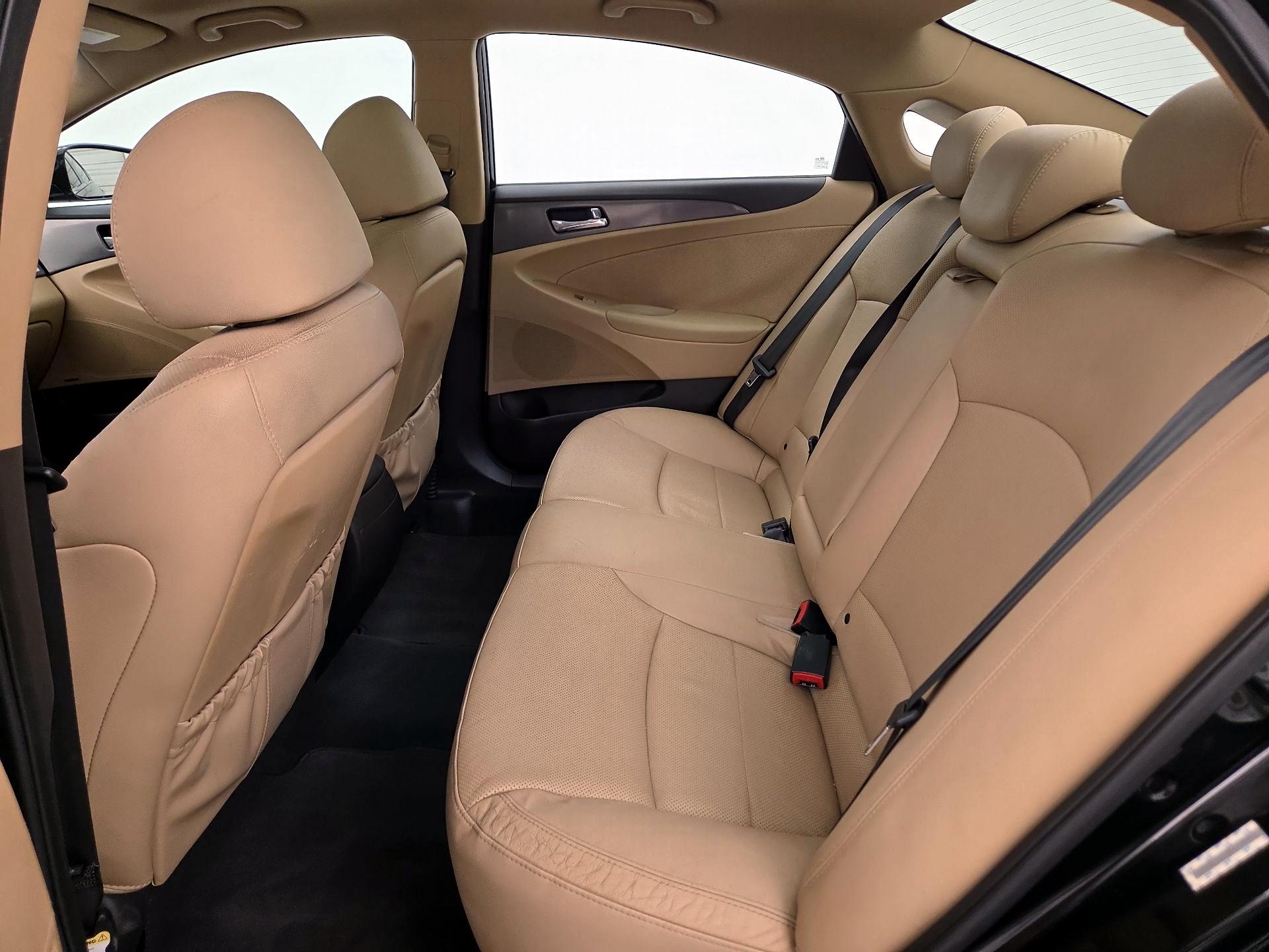 Thumbnail: 2015 Hyundai Sonata - 20