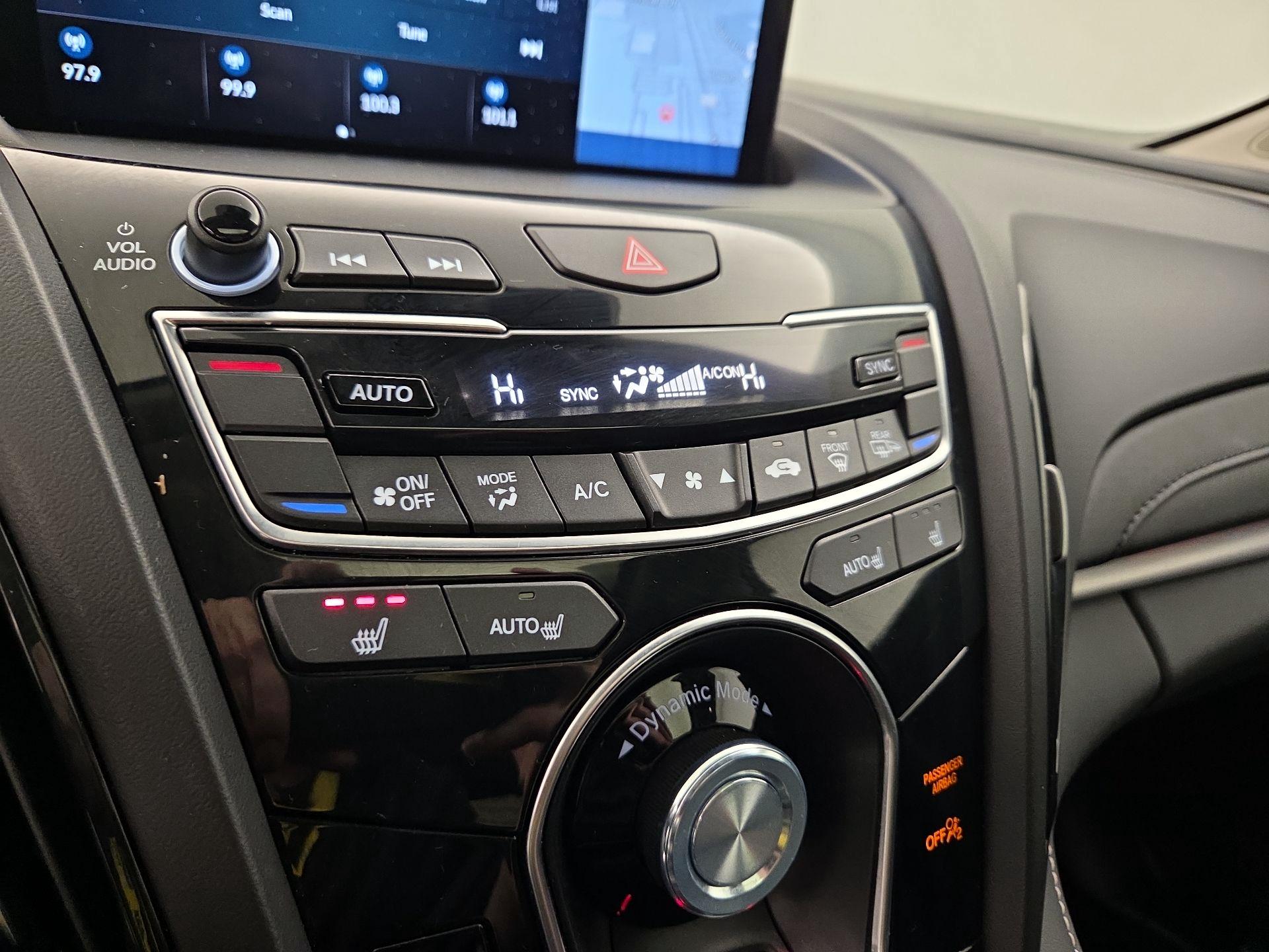 Thumbnail: 2022 Acura RDX - 17