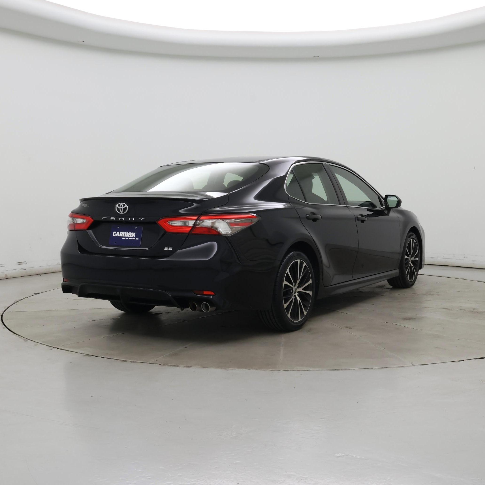 Thumbnail: 2018 Toyota Camry - 8