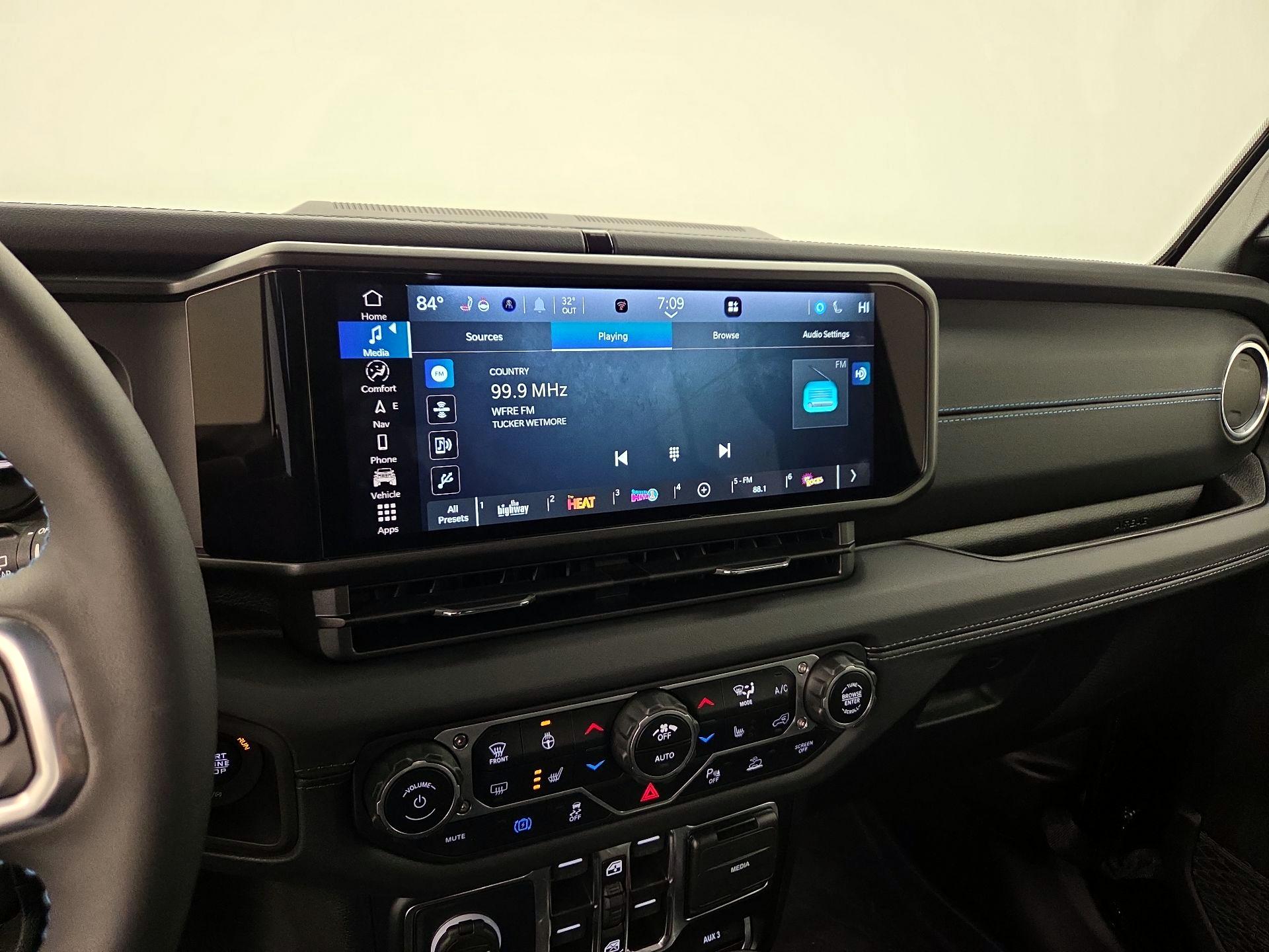 Thumbnail: 2024 Jeep Wrangler - 16