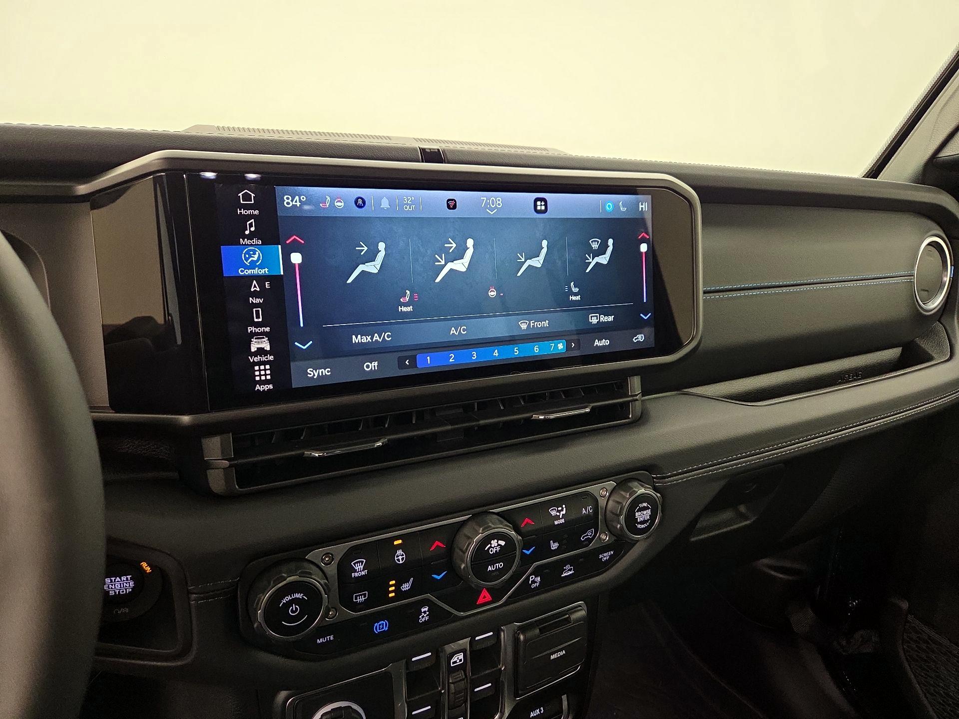 Thumbnail: 2024 Jeep Wrangler - 17