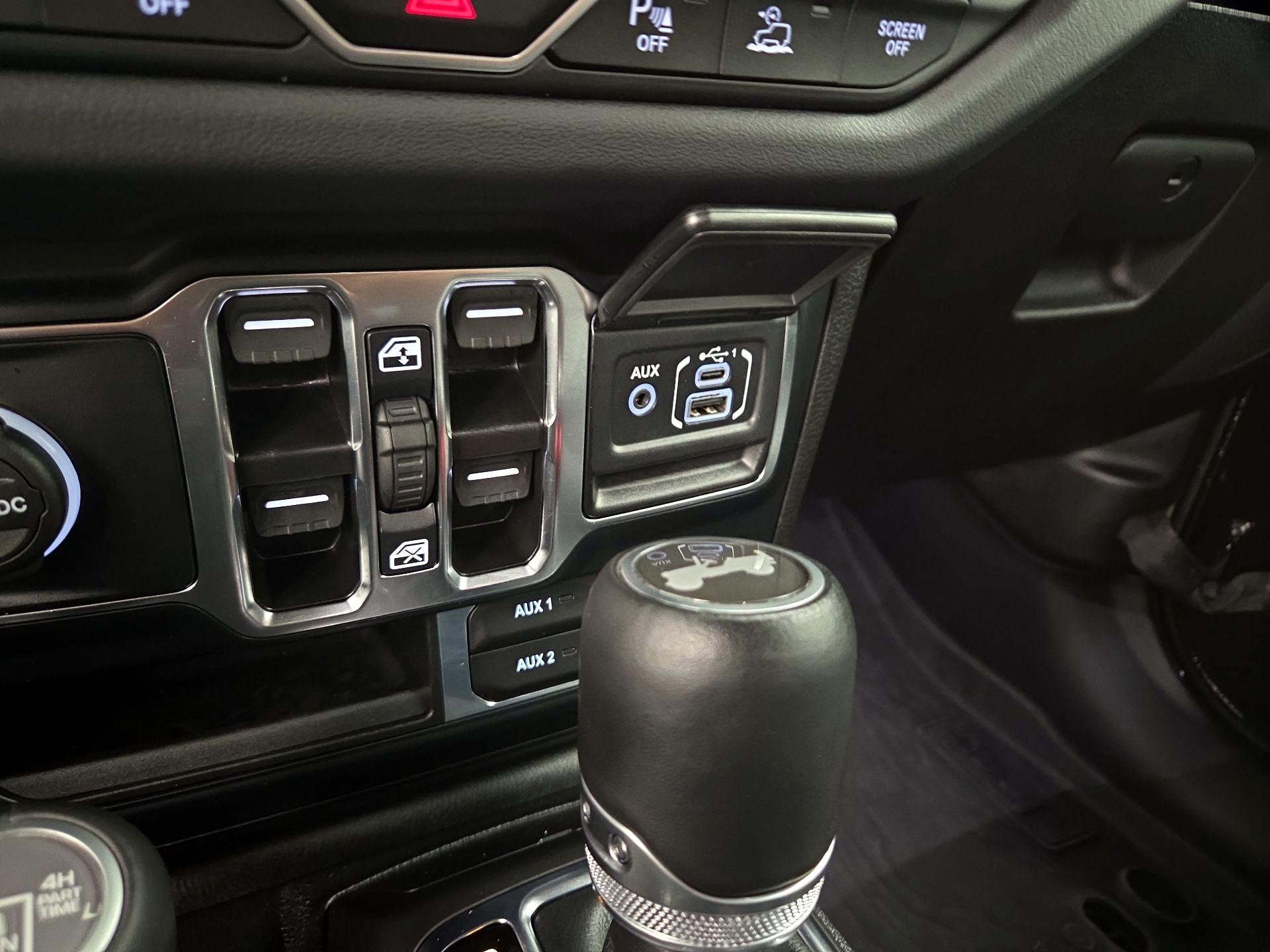 Thumbnail: 2024 Jeep Wrangler - 19