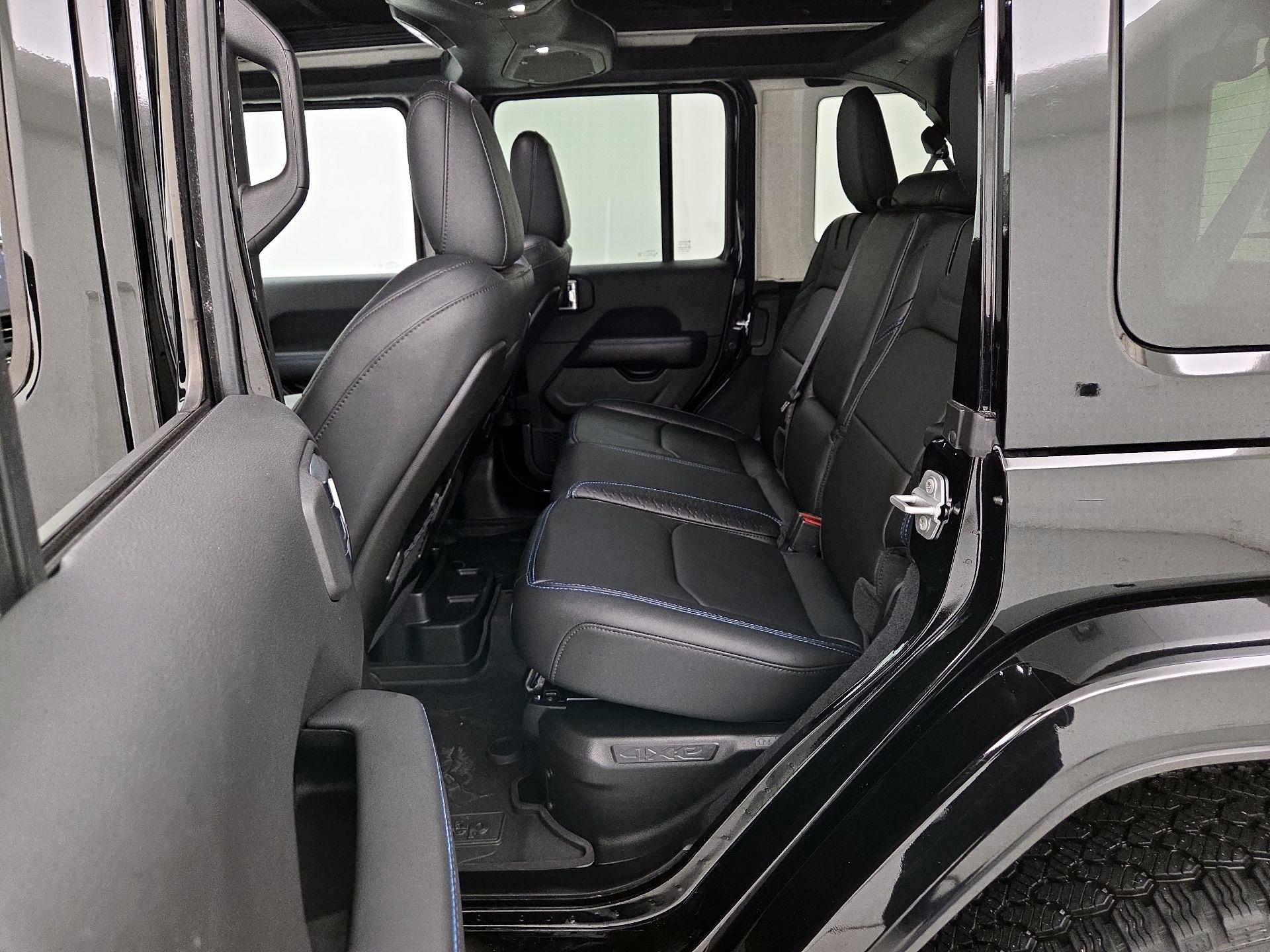 Thumbnail: 2024 Jeep Wrangler - 20