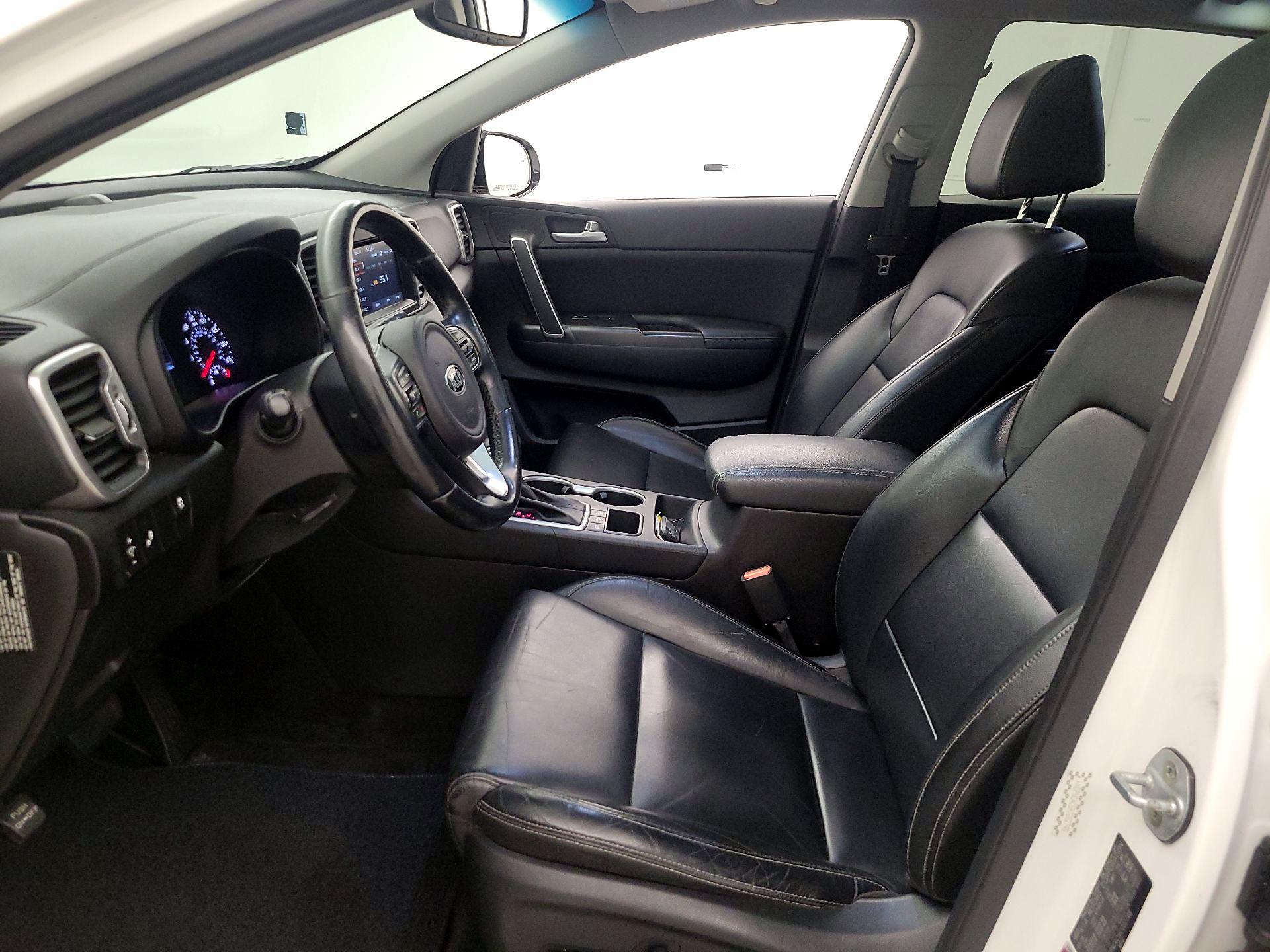 Thumbnail: 2017 Kia Sportage - 11