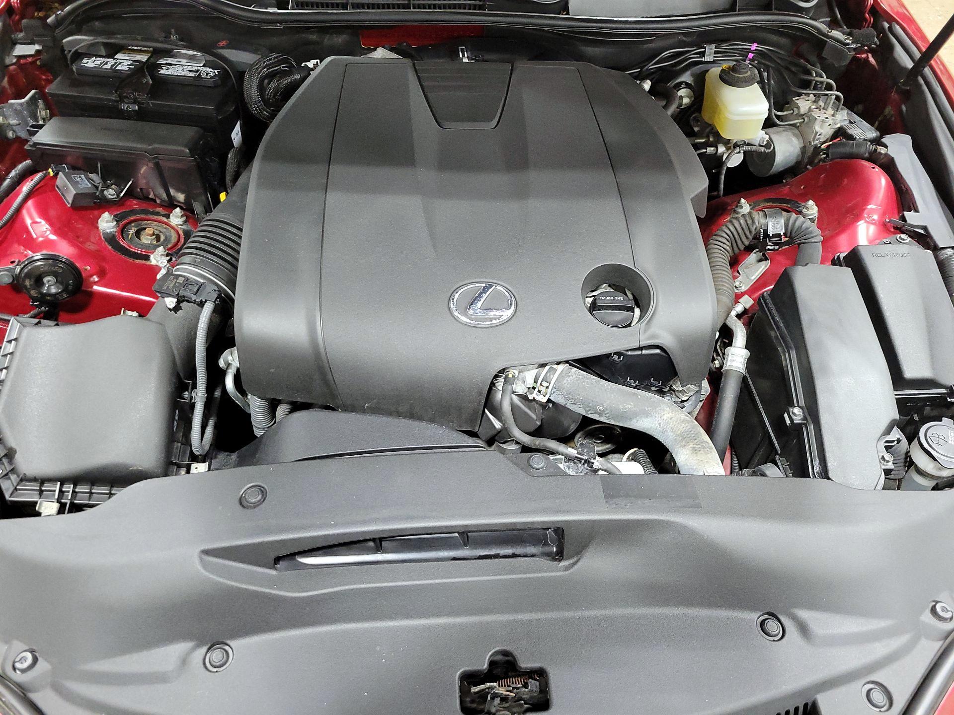 Thumbnail: 2015 Lexus IS - 20