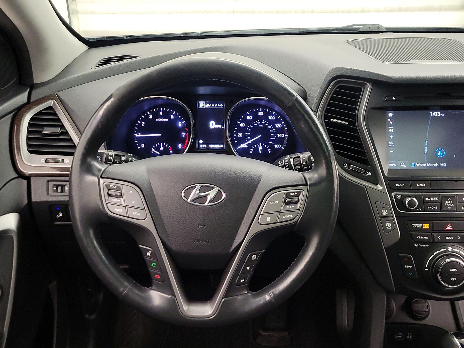 Thumbnail: 2017 Hyundai Santa Fe - 10