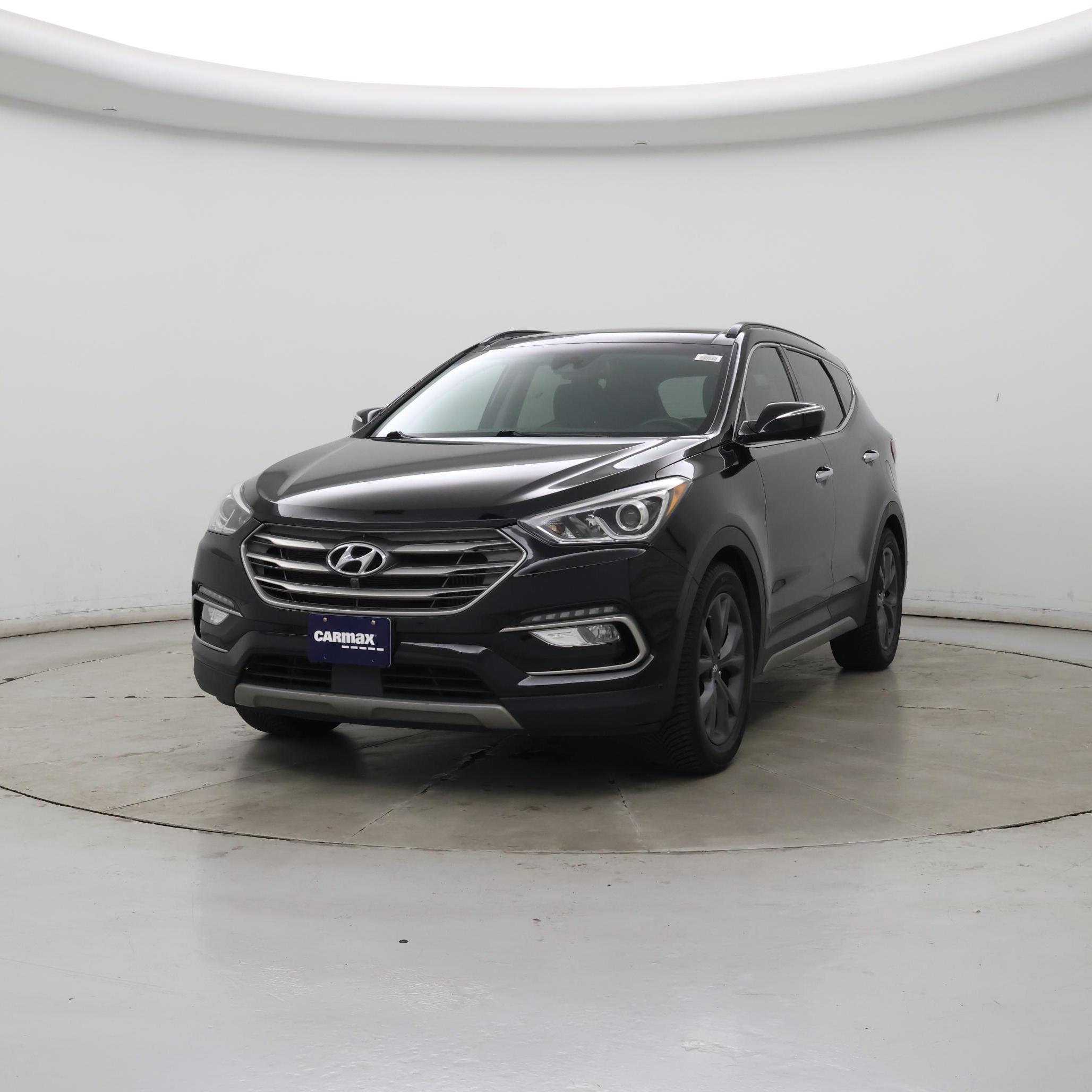 Thumbnail: 2017 Hyundai Santa Fe - 4