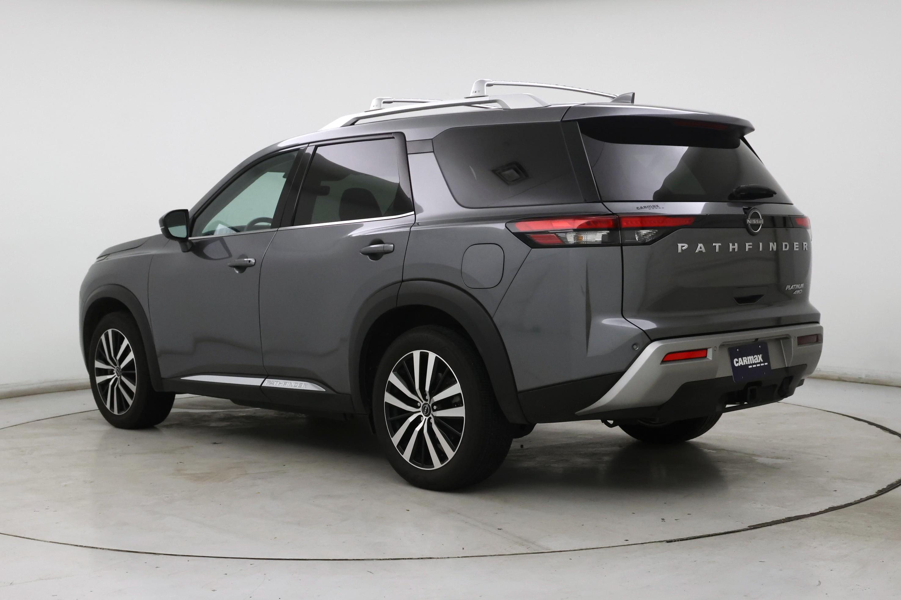Thumbnail: 2023 Nissan Pathfinder - 2