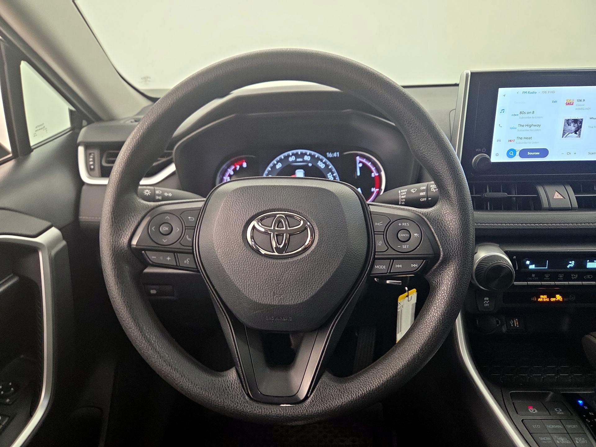 Thumbnail: 2023 Toyota RAV4 - 10