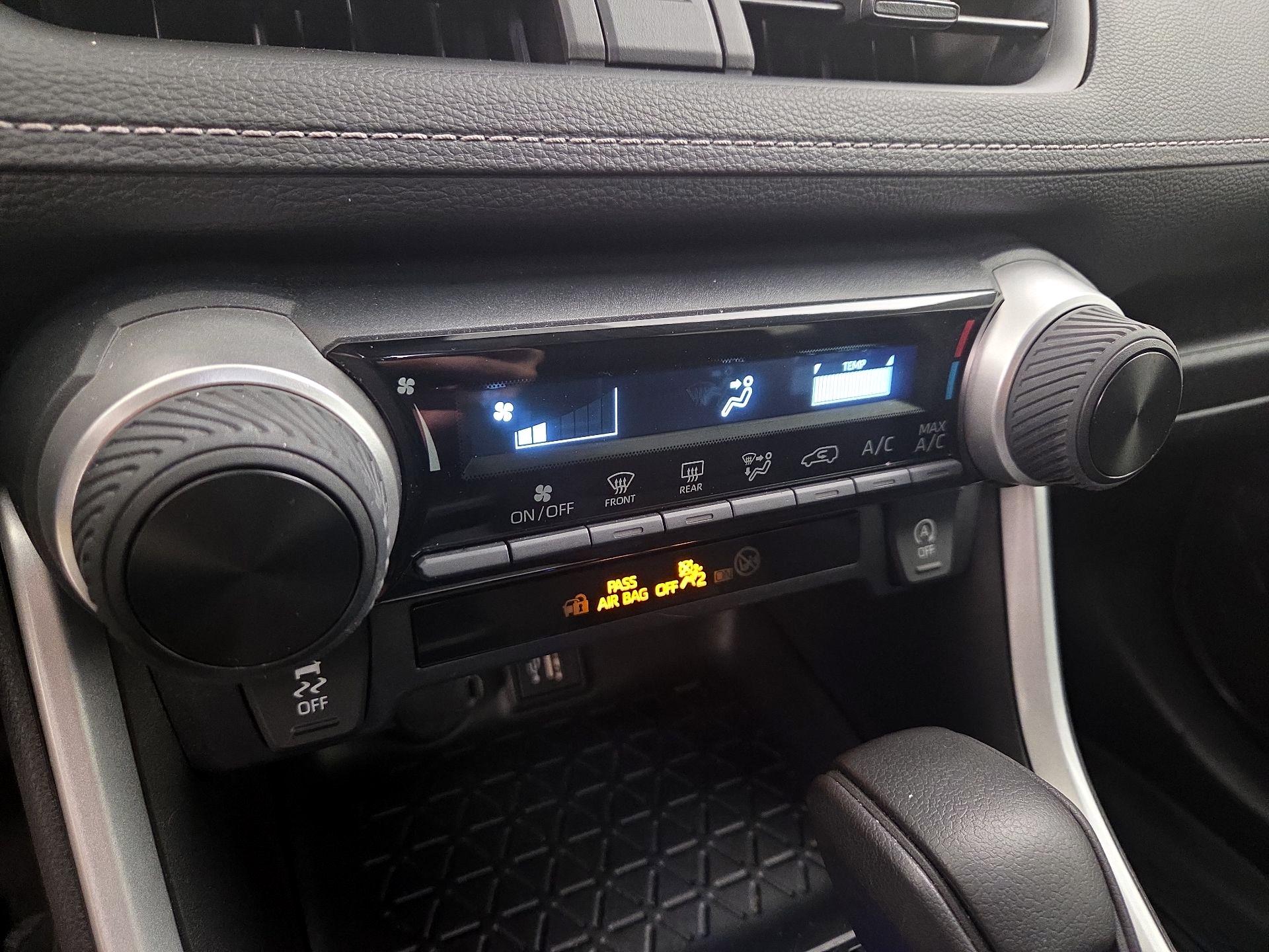 Thumbnail: 2023 Toyota RAV4 - 16