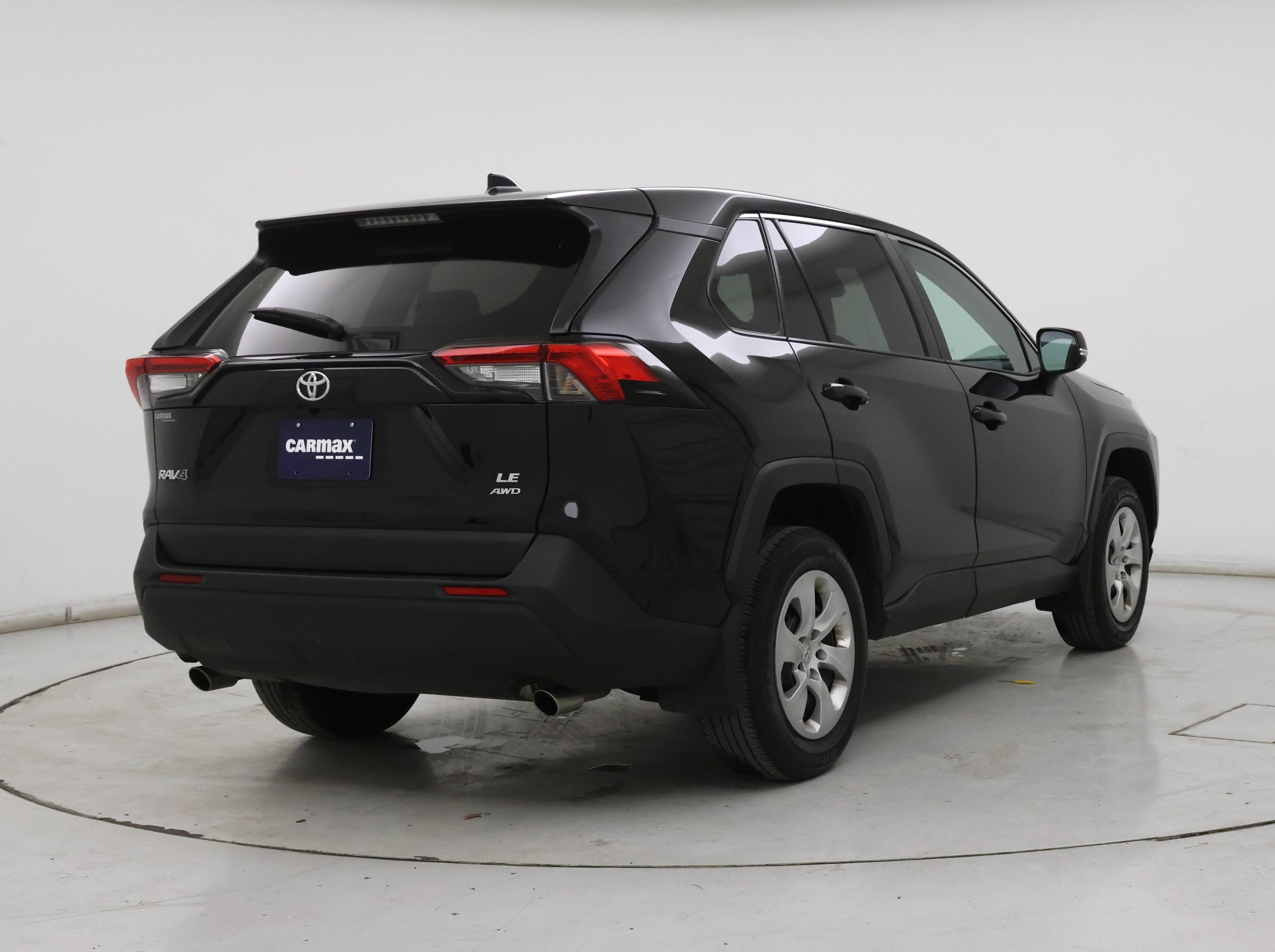 Thumbnail: 2023 Toyota RAV4 - 8