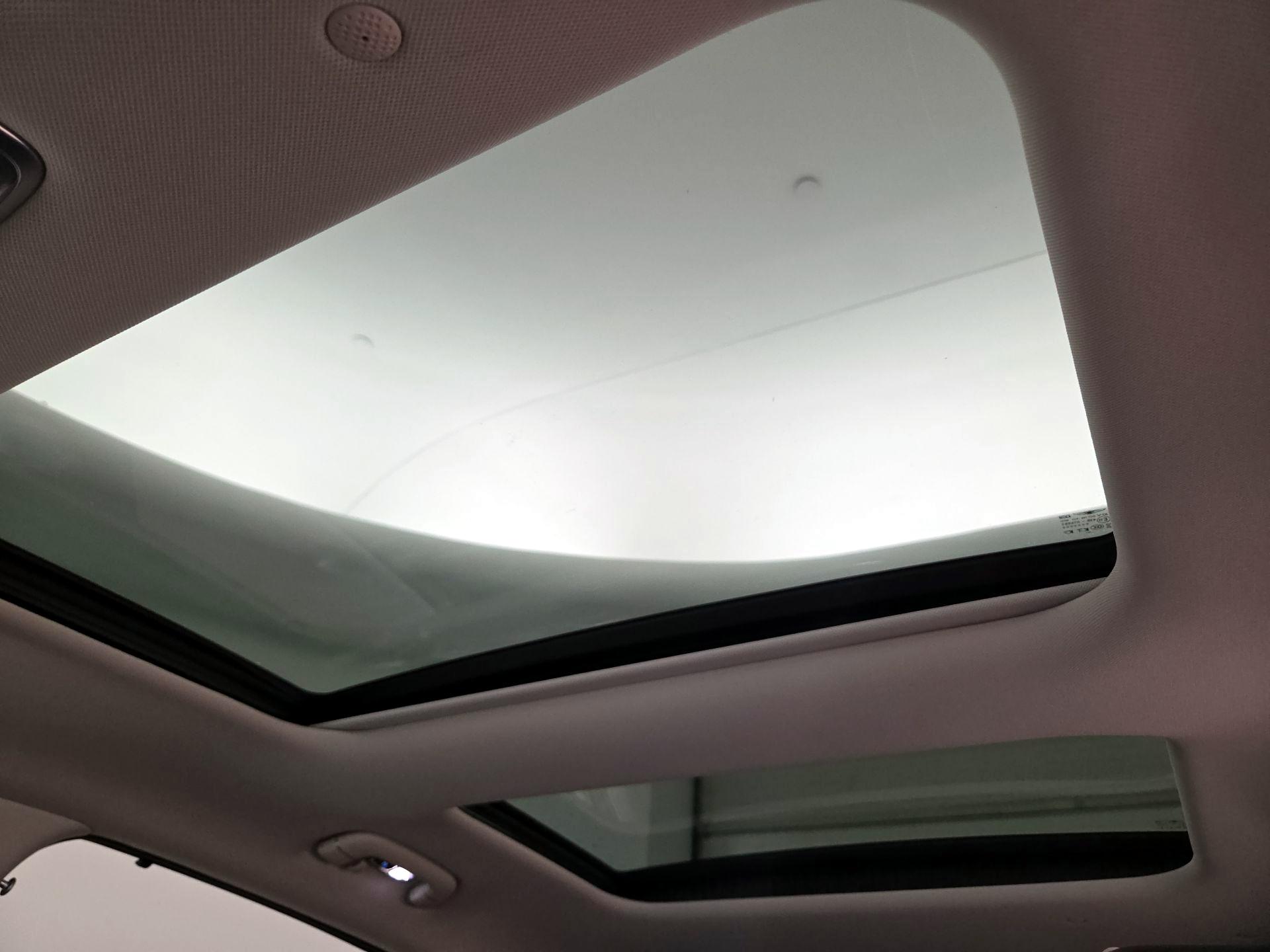 Thumbnail: 2022 Genesis GV80 - 20