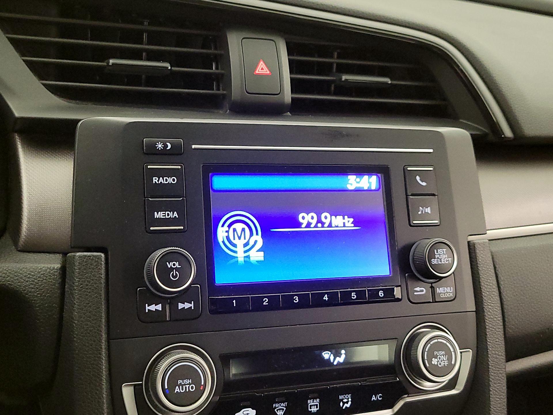 Thumbnail: 2017 Honda Civic - 15