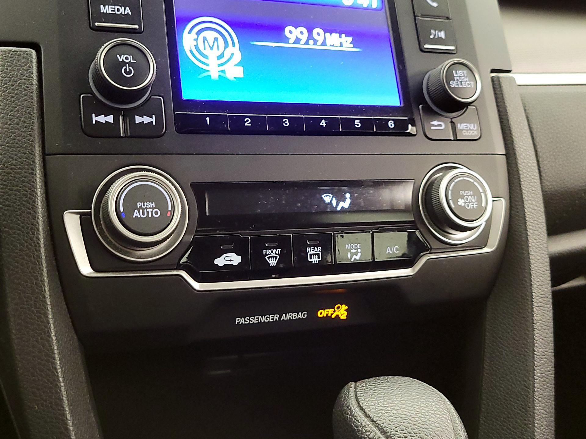 Thumbnail: 2017 Honda Civic - 16