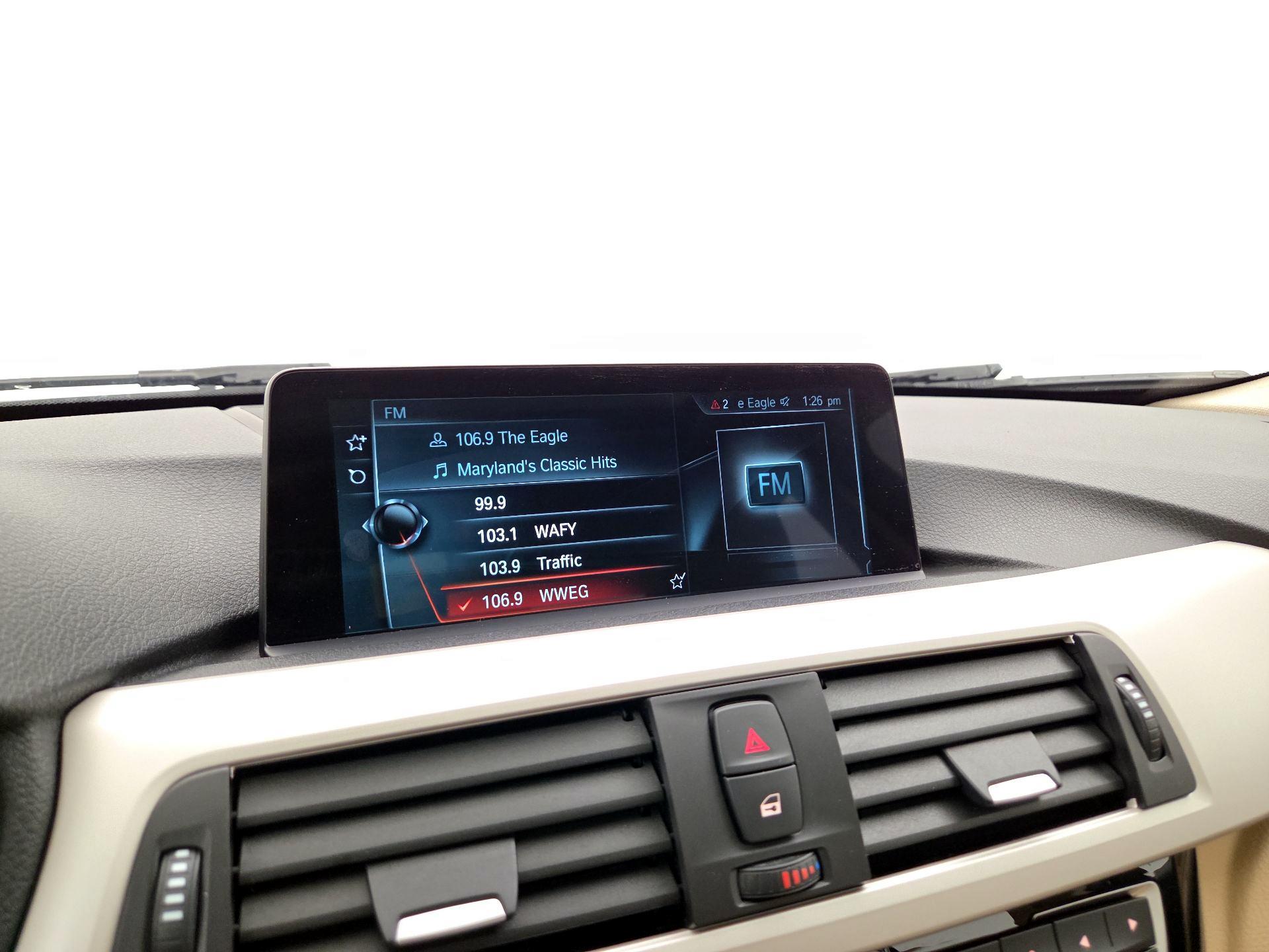 Thumbnail: 2017 BMW 3 Series - 16