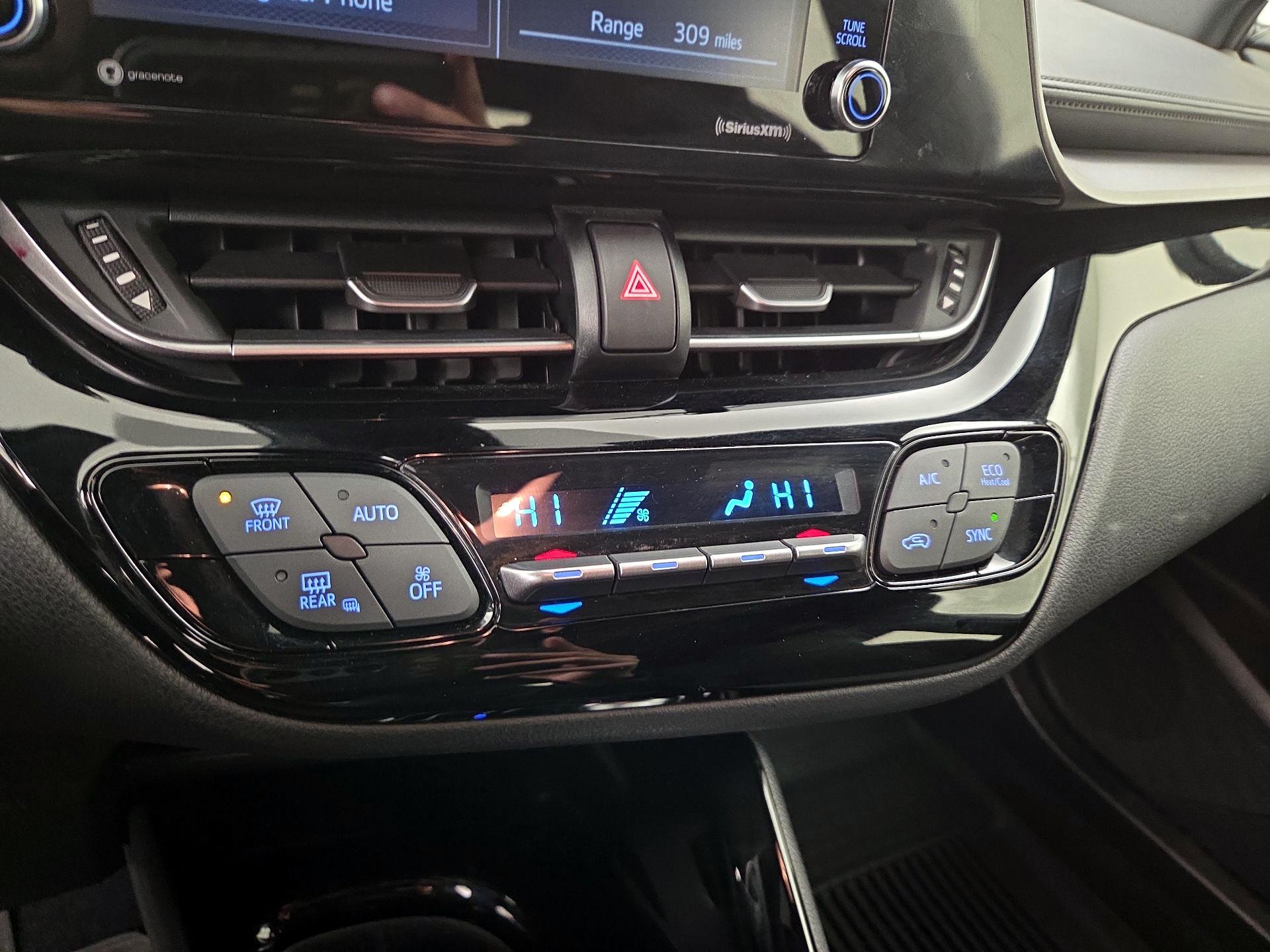 Thumbnail: 2022 Toyota C-HR - 16