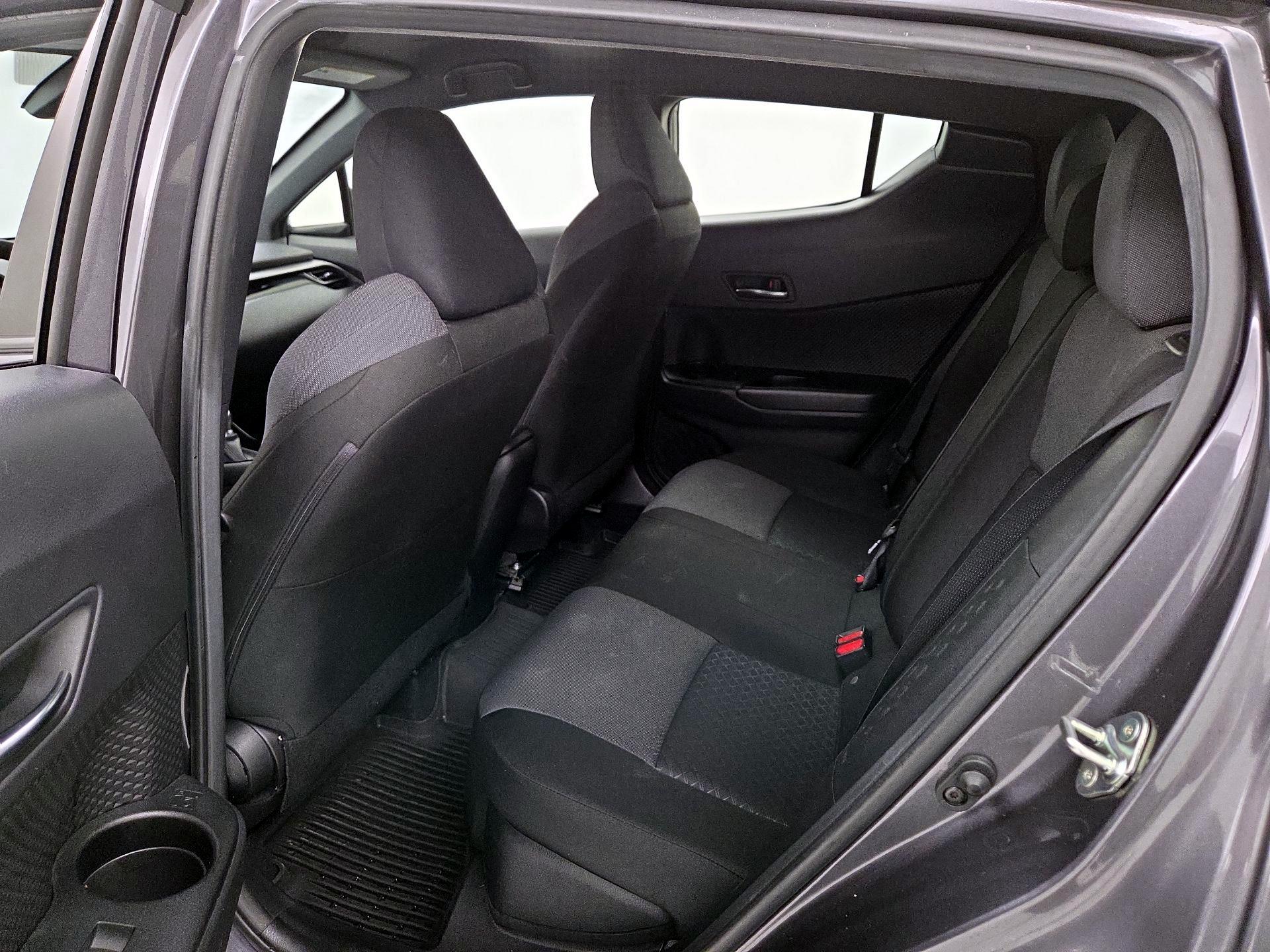 Thumbnail: 2022 Toyota C-HR - 19