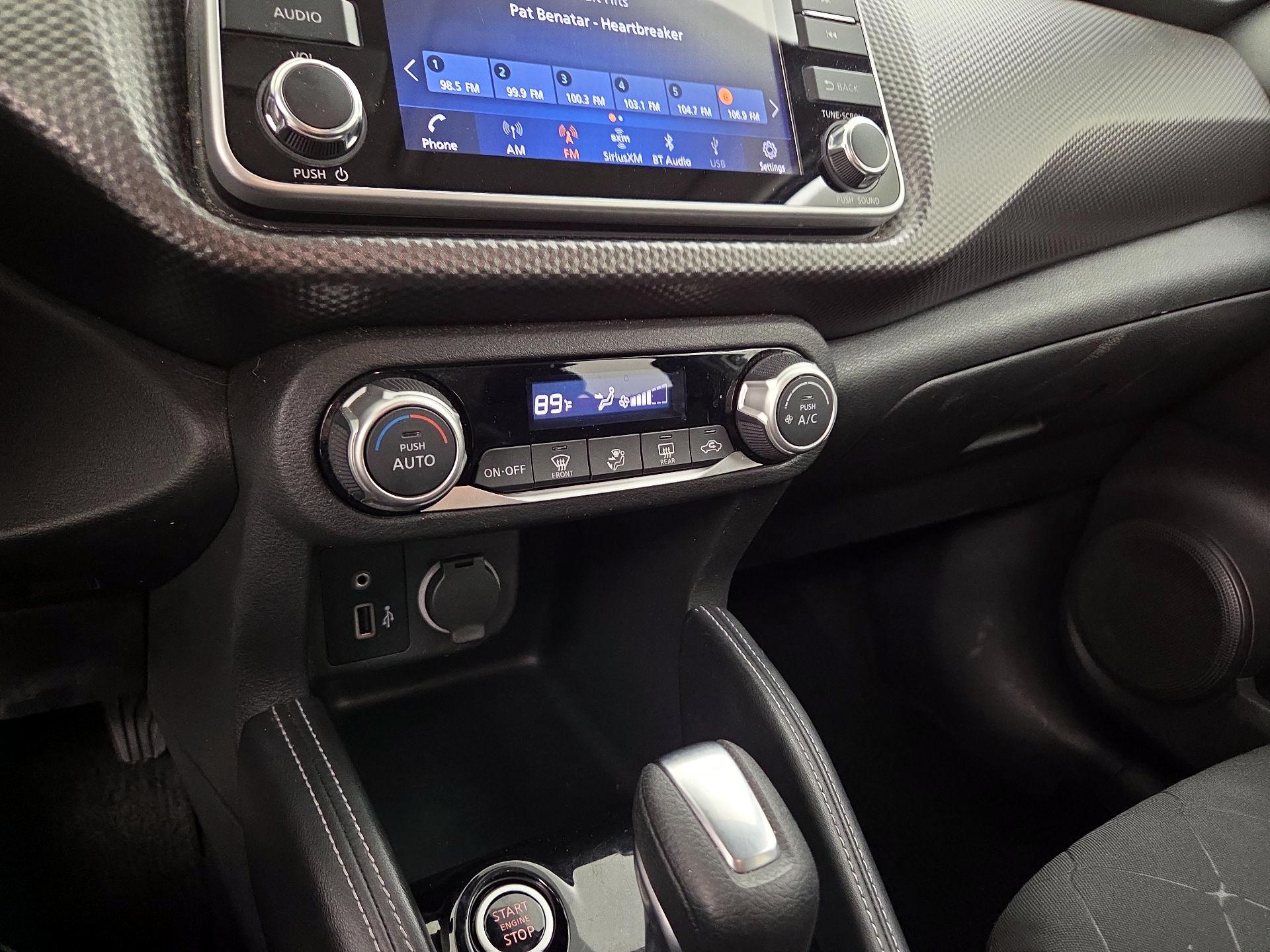 Thumbnail: 2020 Nissan Kicks - 15