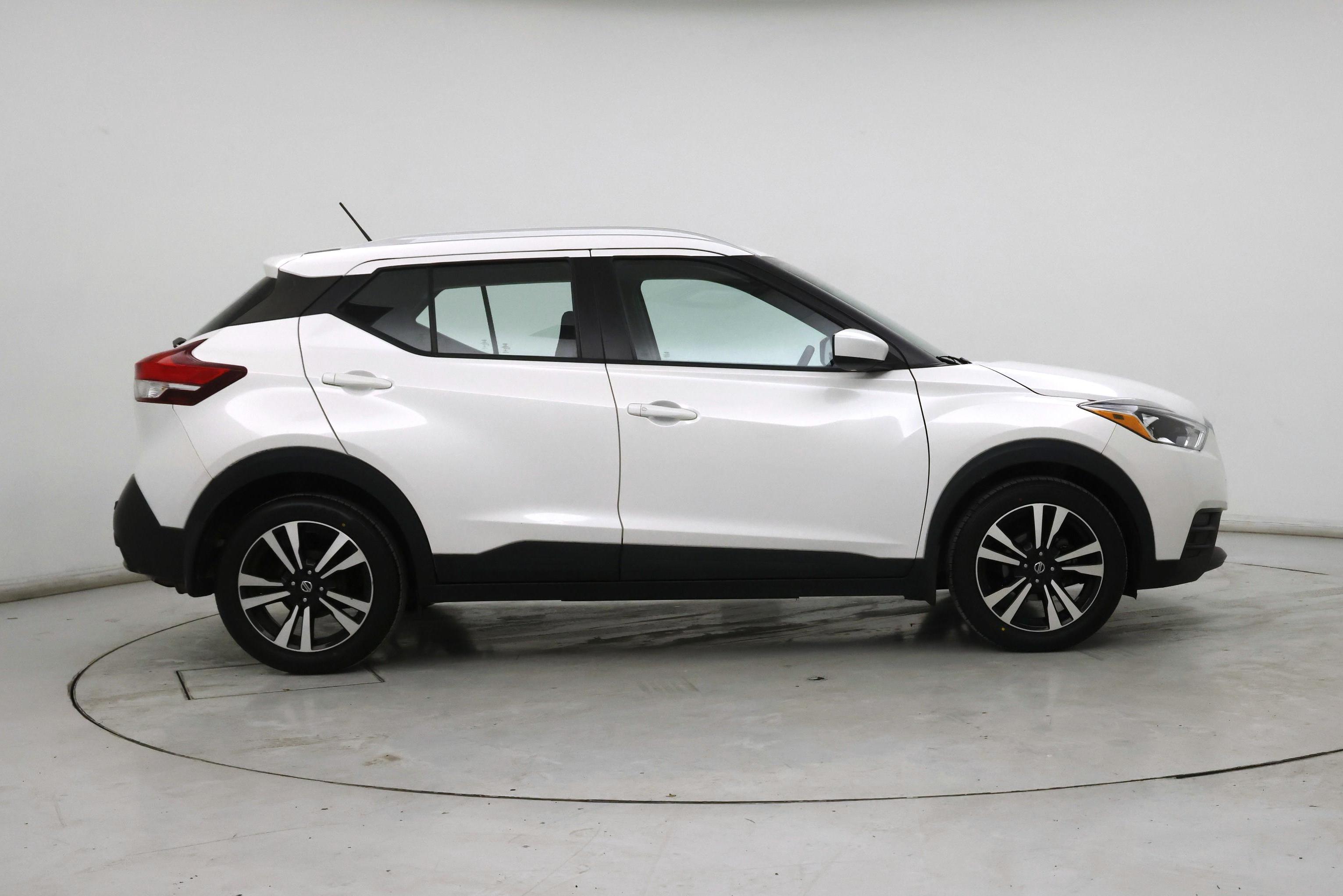 Thumbnail: 2020 Nissan Kicks - 7