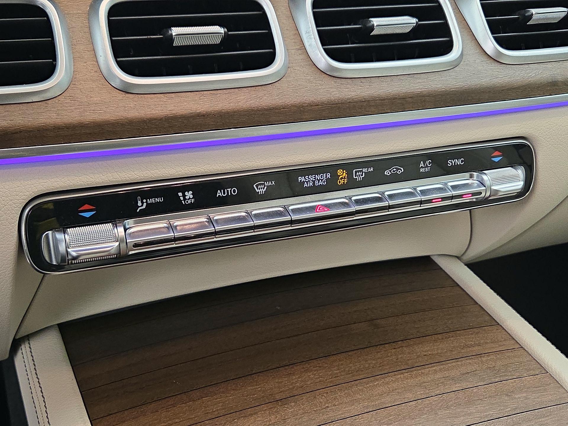 Thumbnail: 2021 Mercedes-Benz GLE - 17