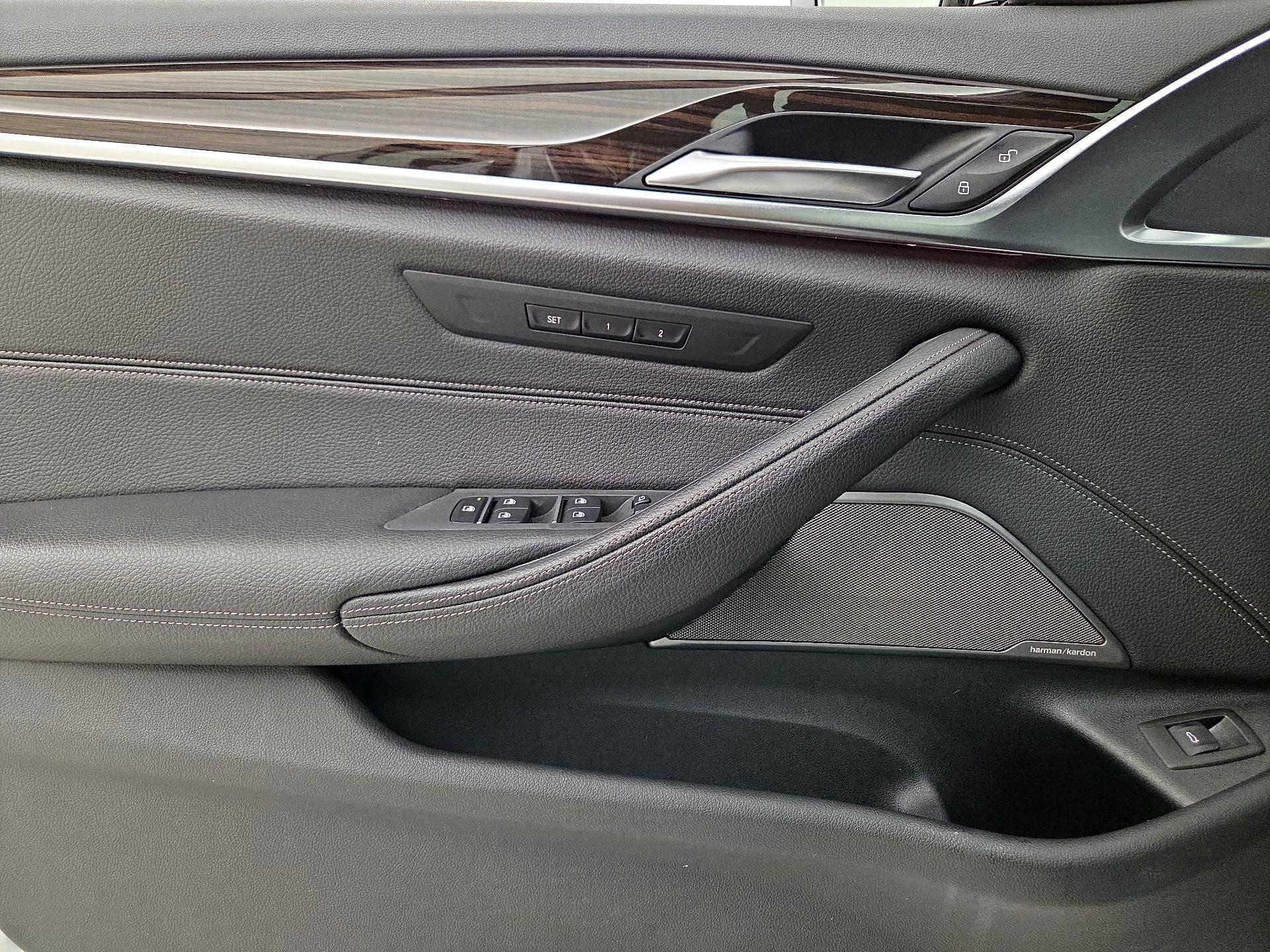 Thumbnail: 2019 BMW 5 Series - 12