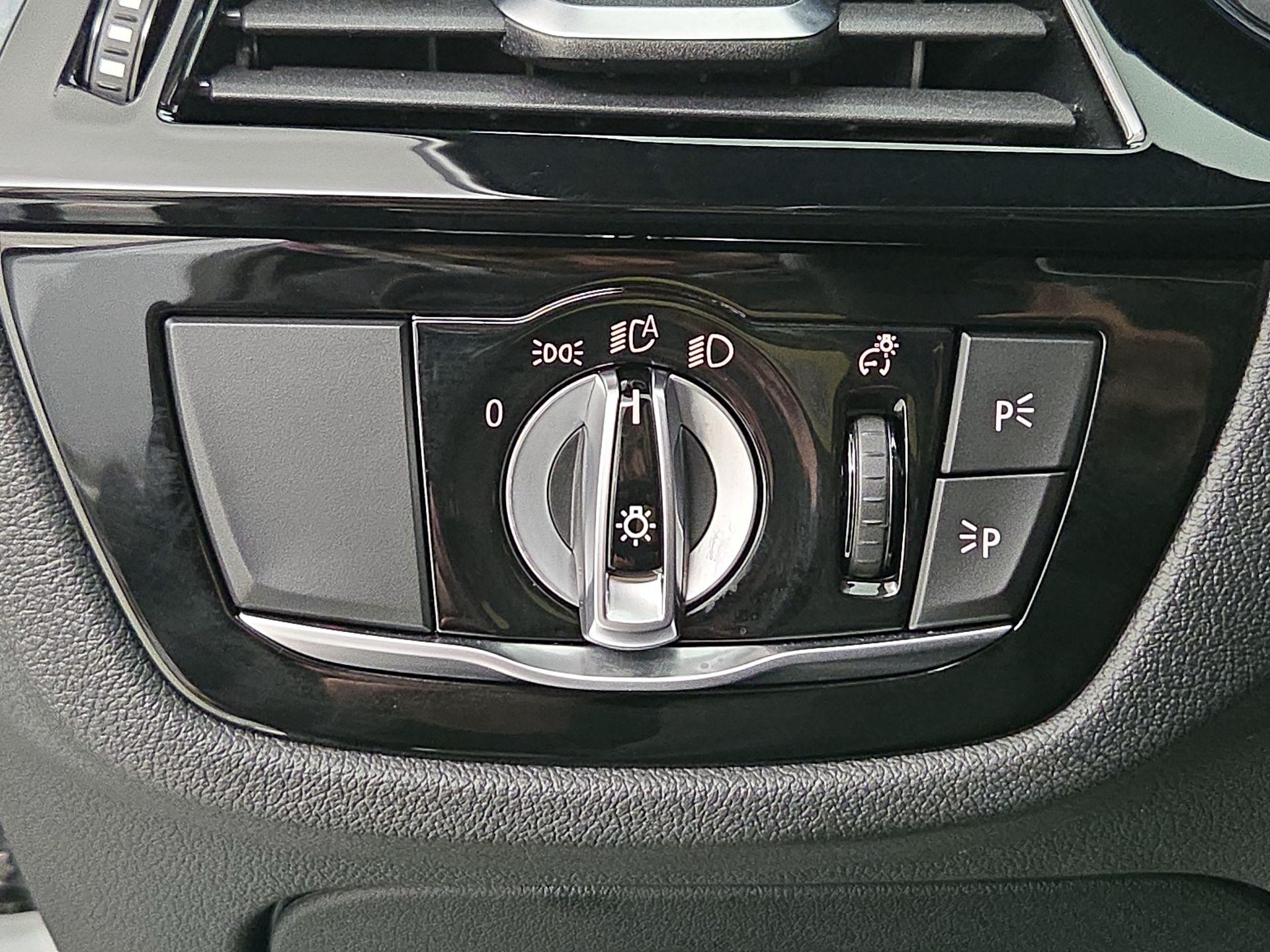 Thumbnail: 2019 BMW 5 Series - 13