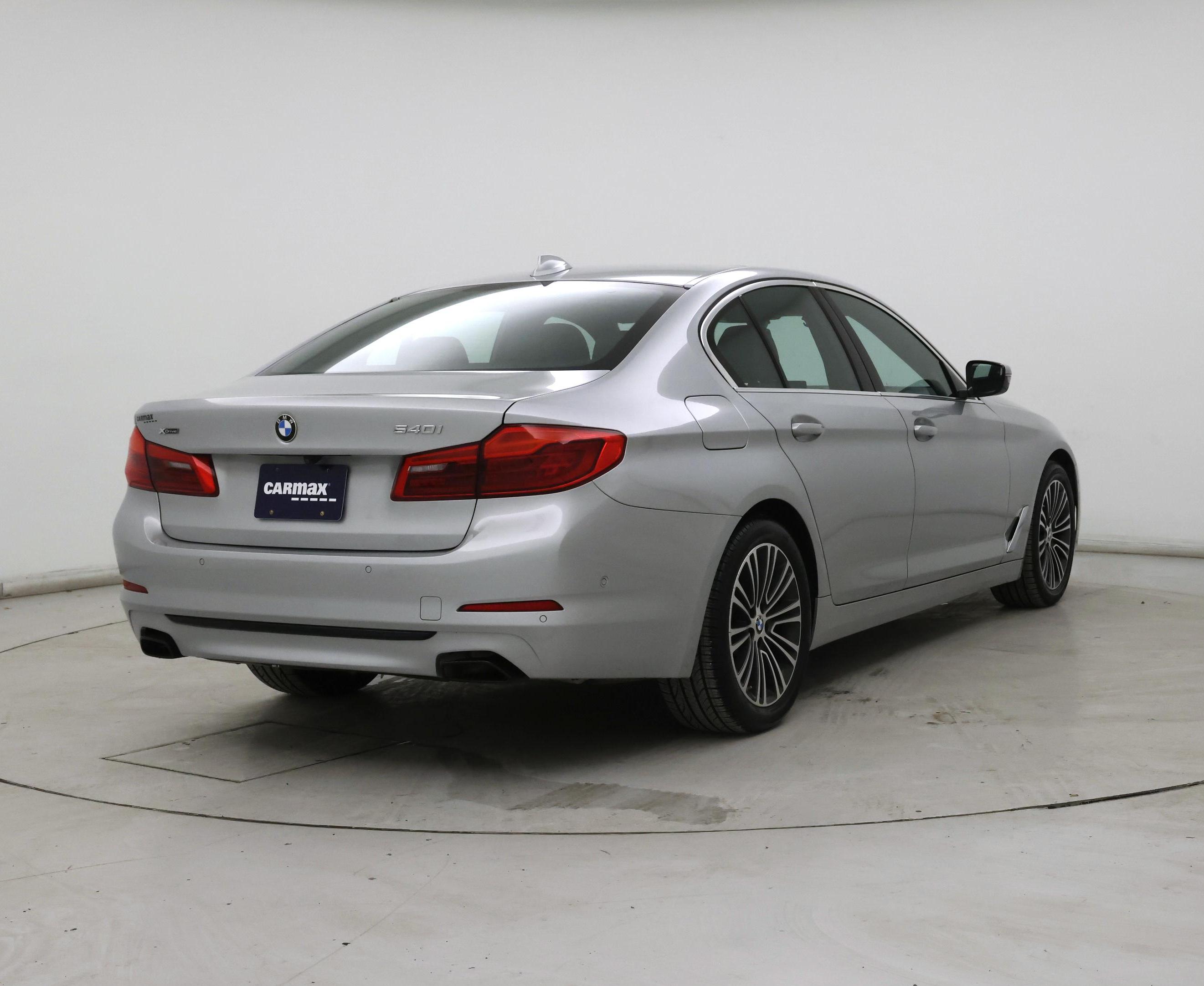 Thumbnail: 2019 BMW 5 Series - 8