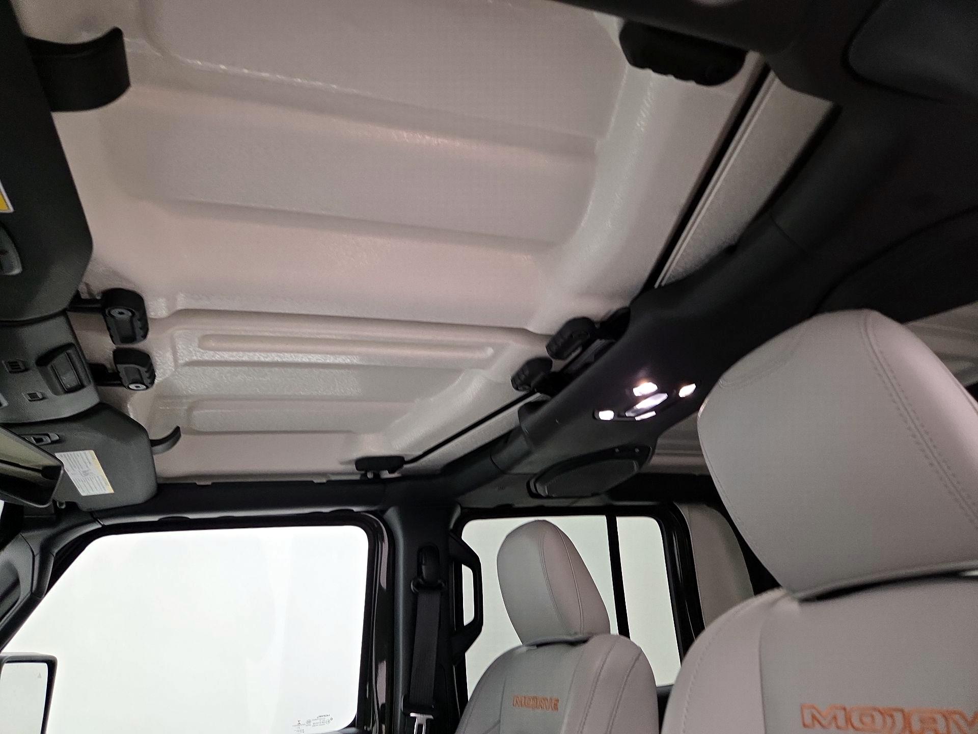 Thumbnail: 2021 Jeep Gladiator - 20