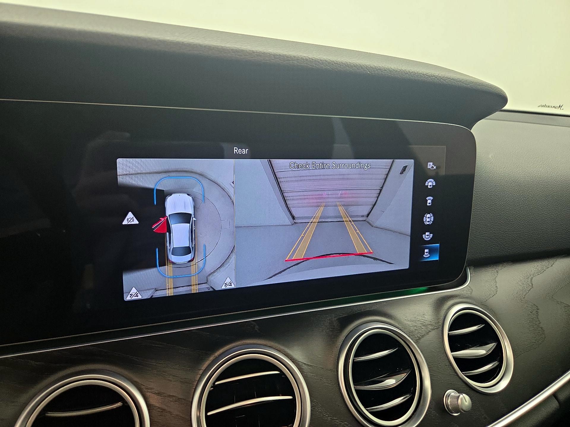 Thumbnail: 2023 Mercedes-Benz E-Class - 15