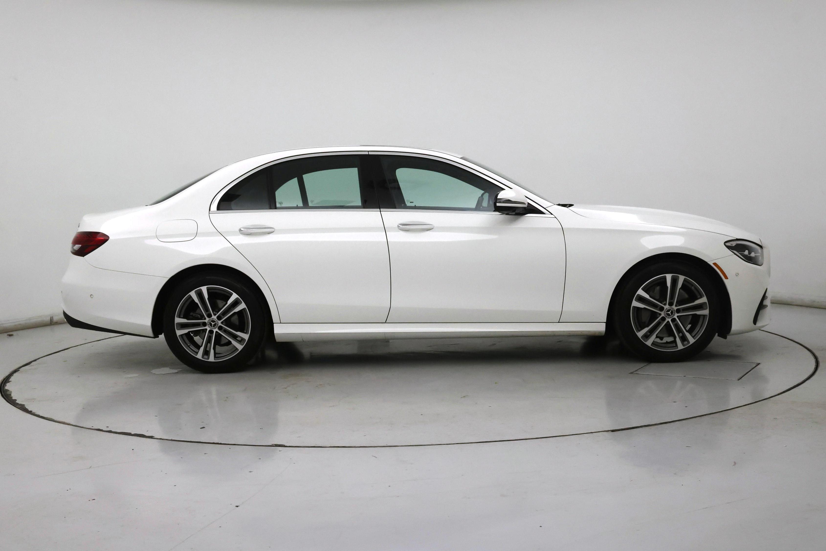 Thumbnail: 2023 Mercedes-Benz E-Class - 7