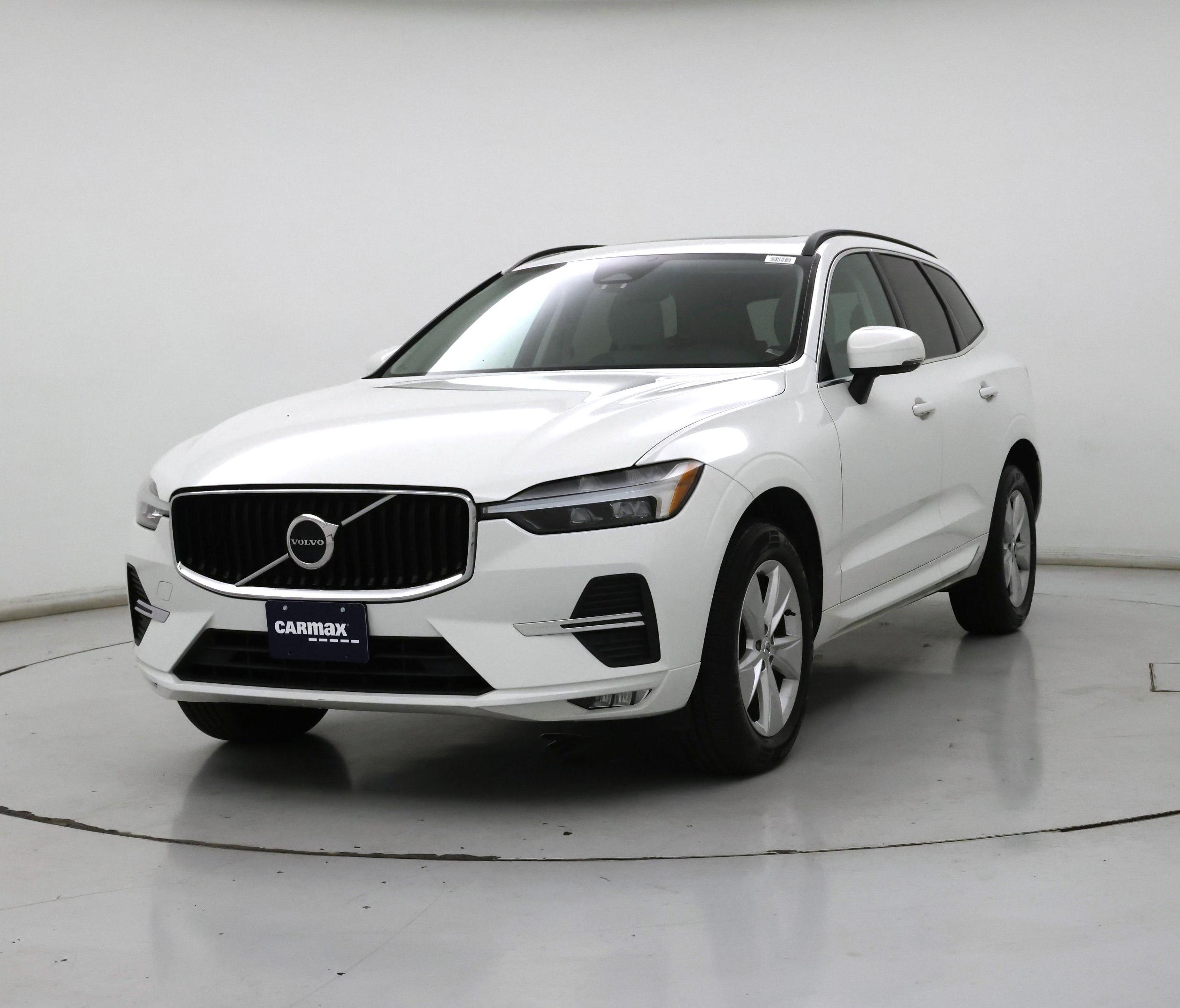 Thumbnail: 2022 Volvo XC60 - 4
