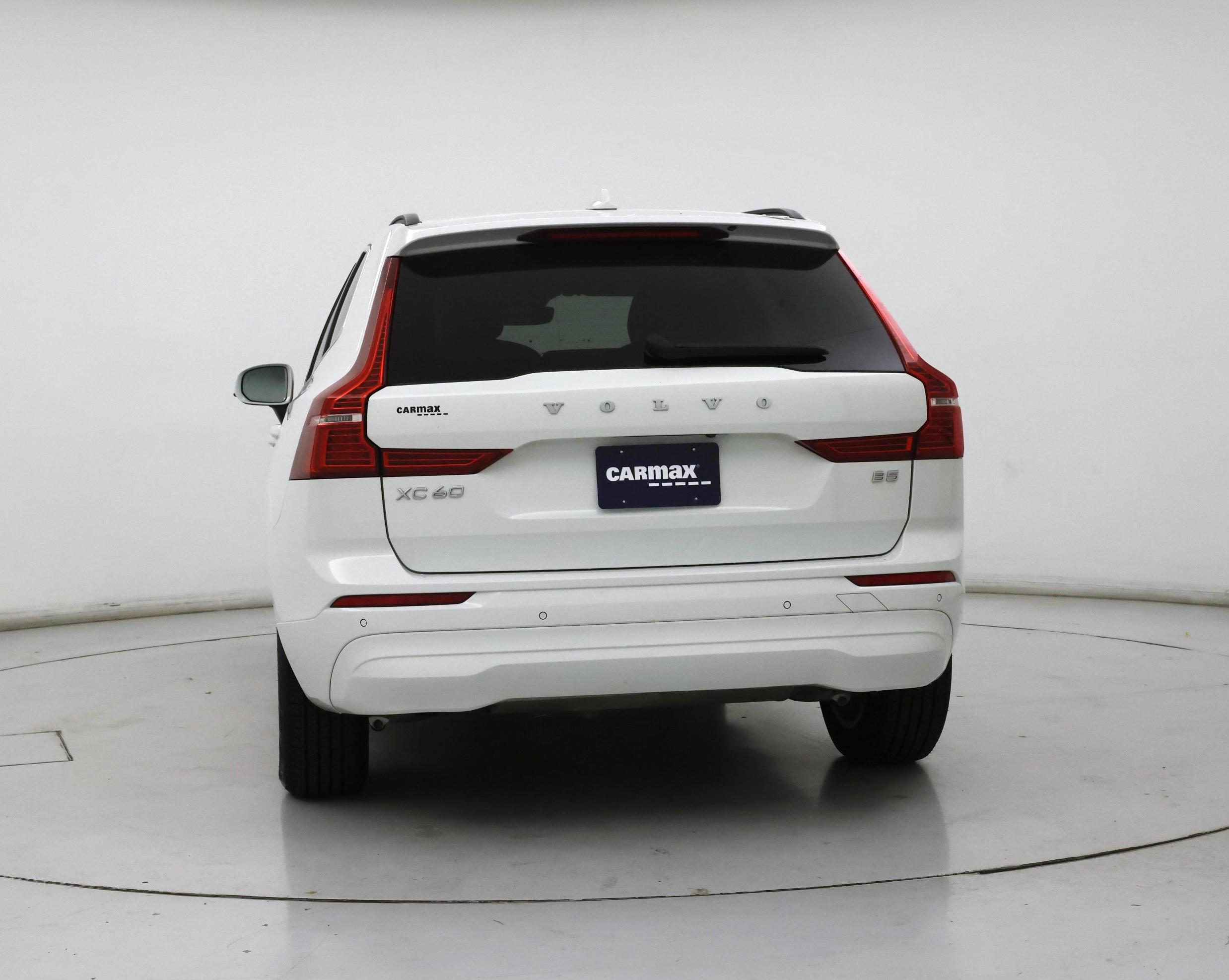 Thumbnail: 2022 Volvo XC60 - 6